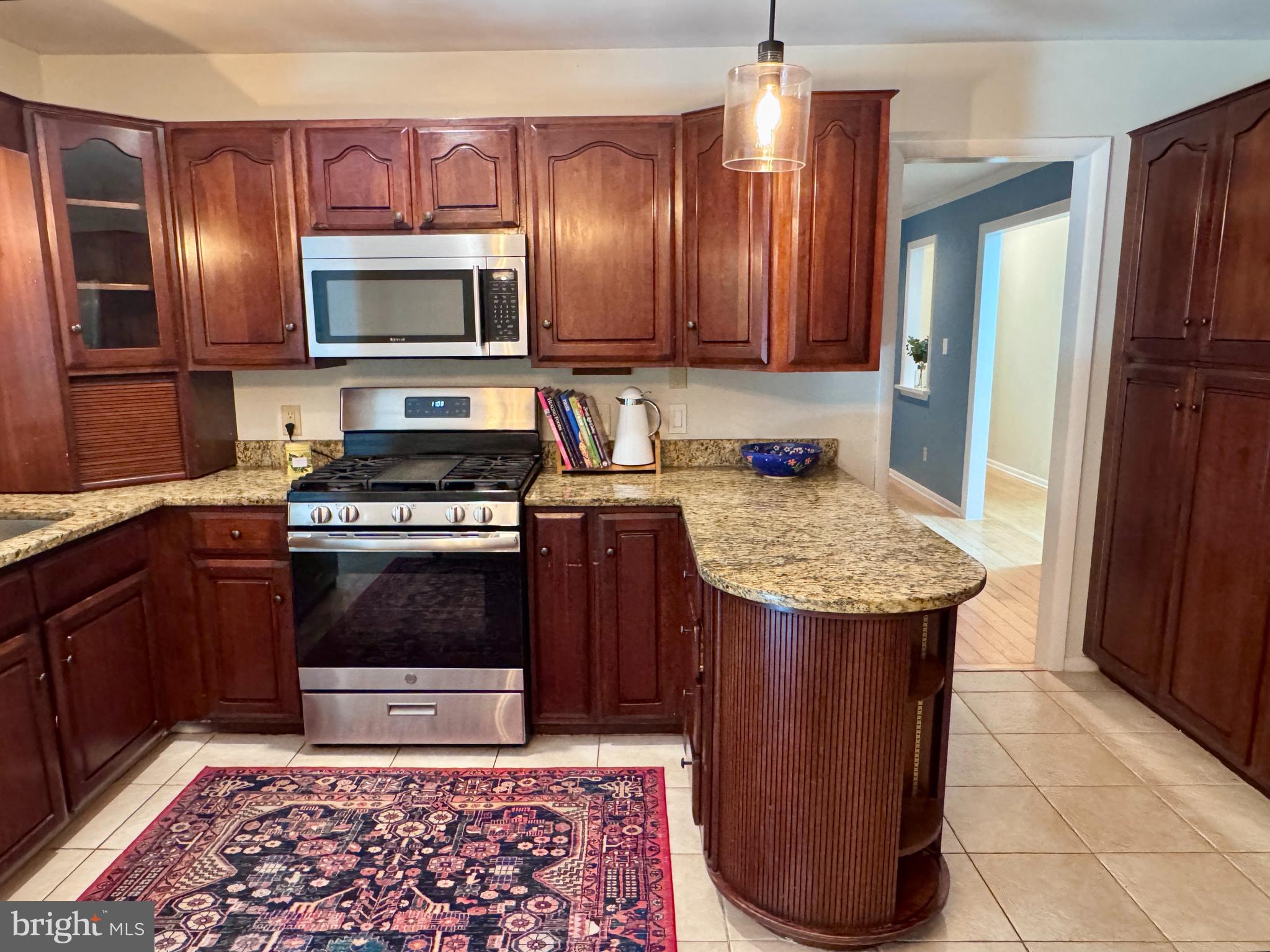 WILLOWDALE - Residential