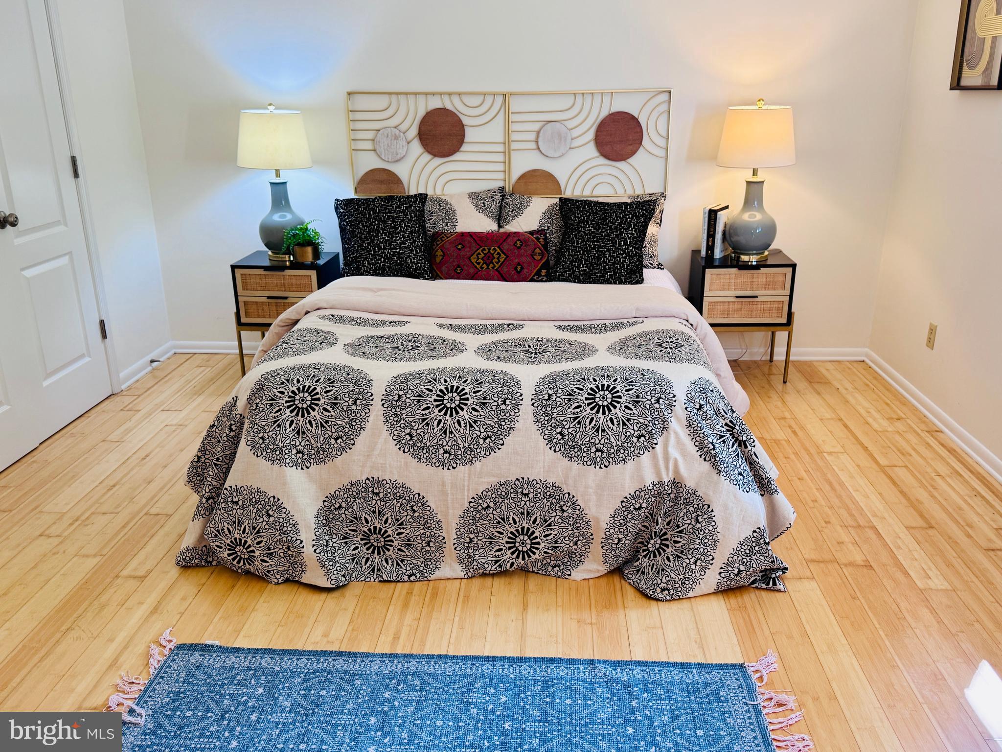 WILLOWDALE - Residential