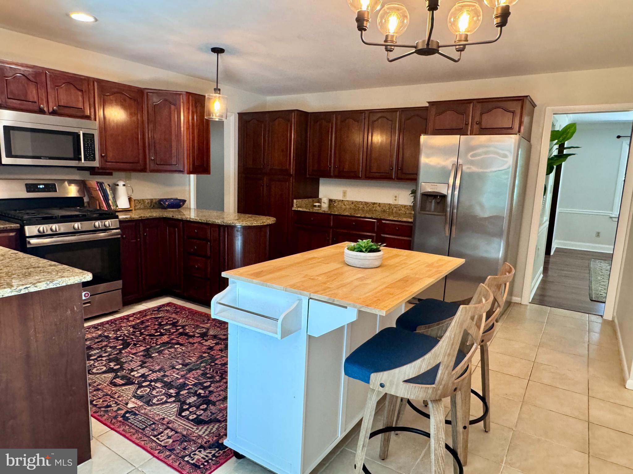 WILLOWDALE - Residential