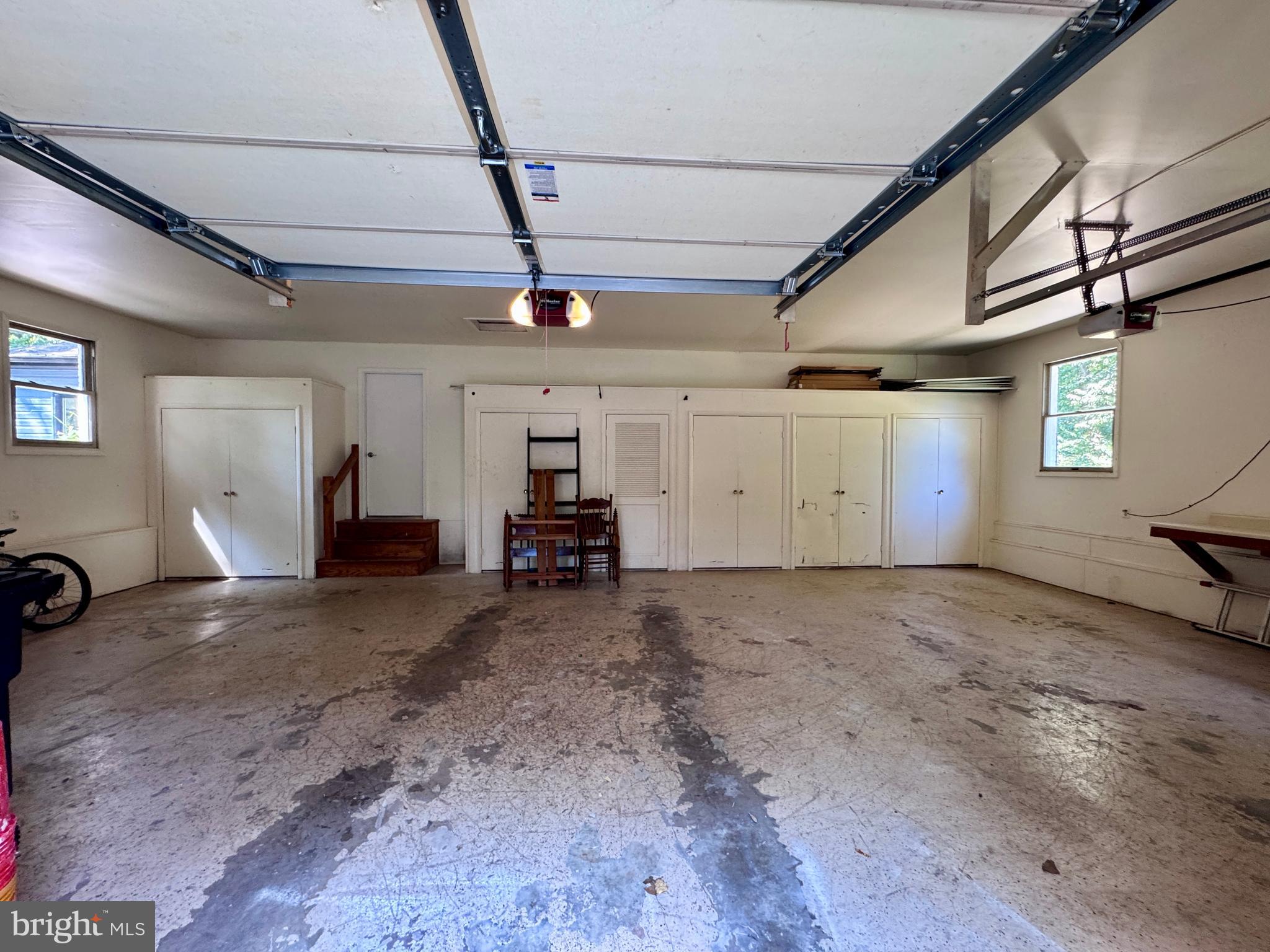 WILLOWDALE - Residential