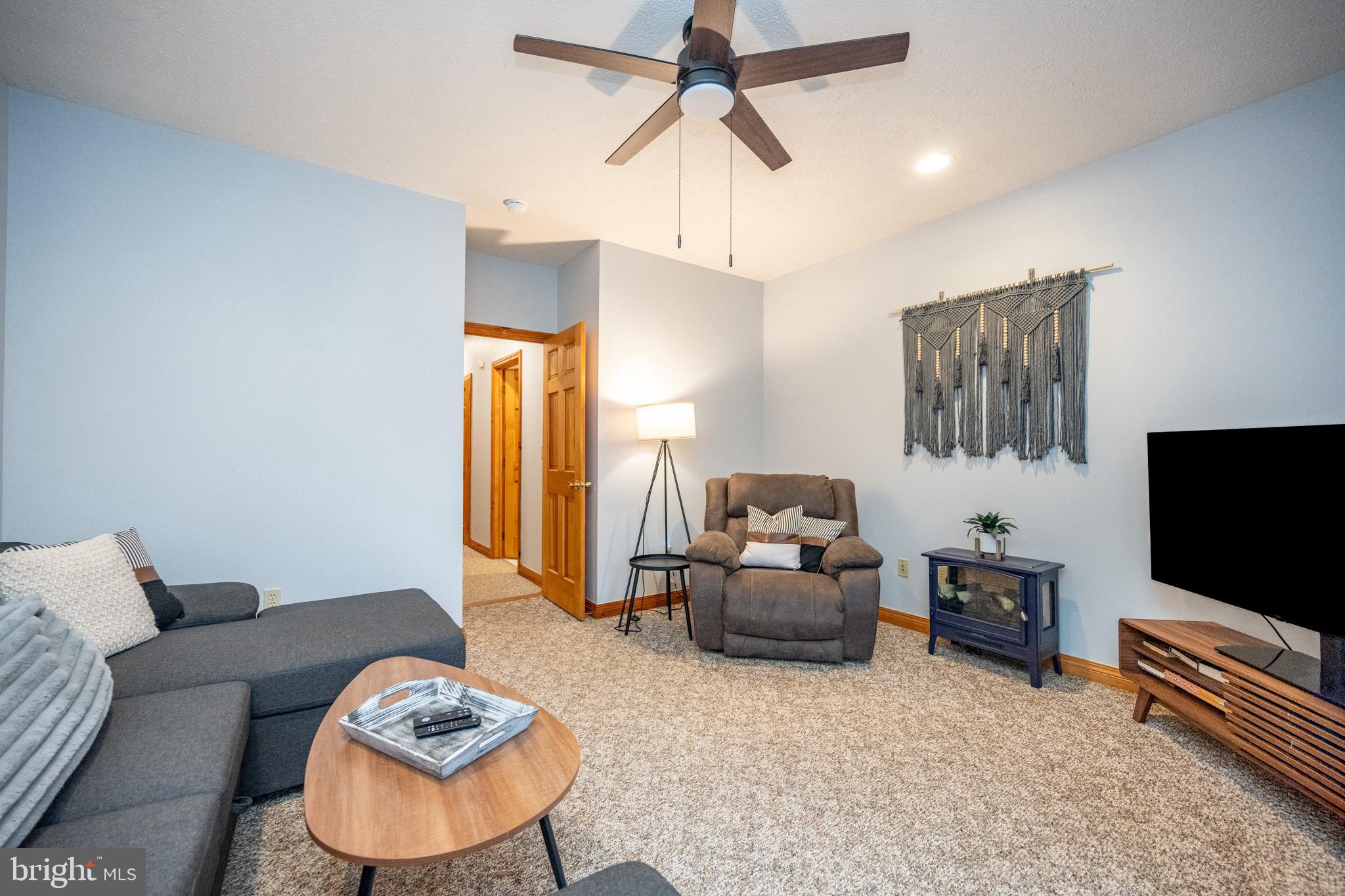 MARSH RUN COVE - Residential