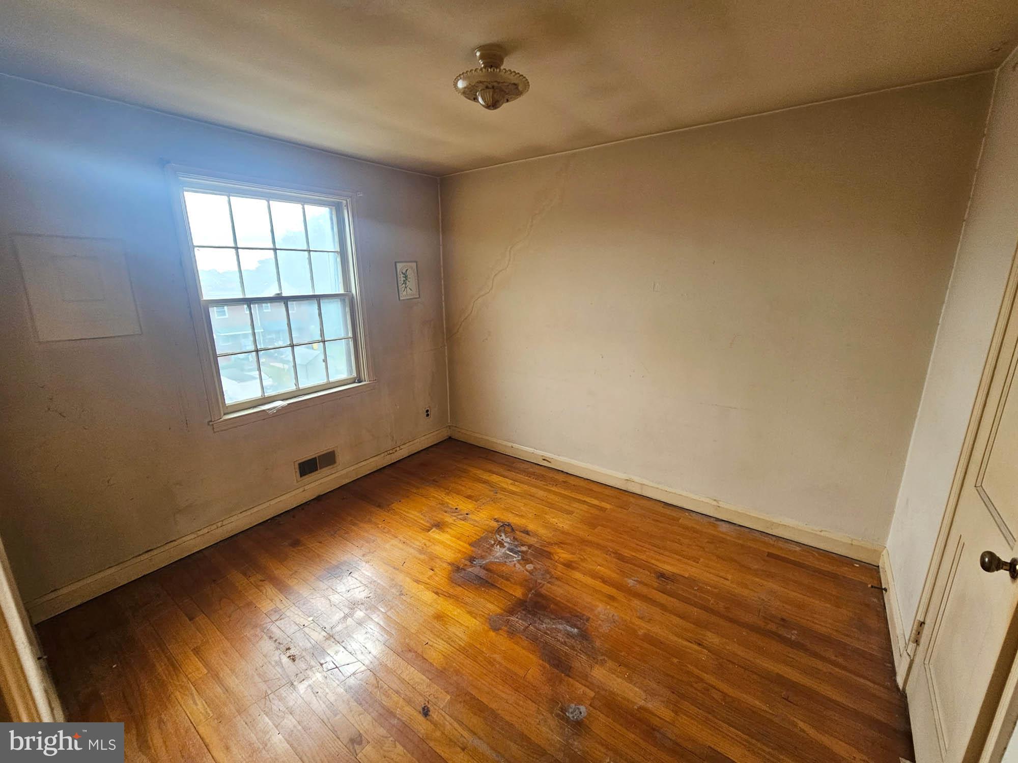 BELAIR-EDISON - Residential