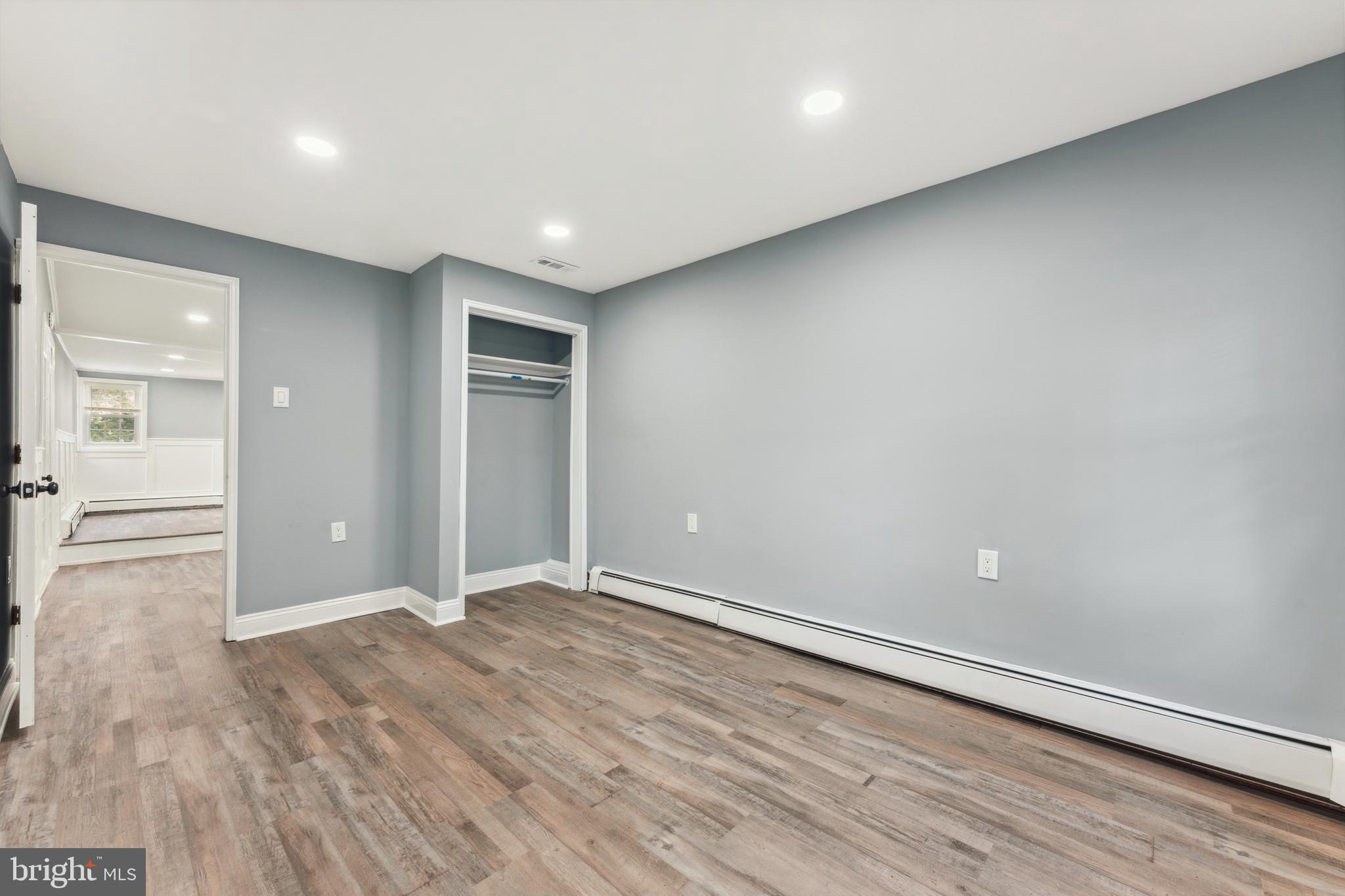 HUNTINGDON VALLEY - Residential