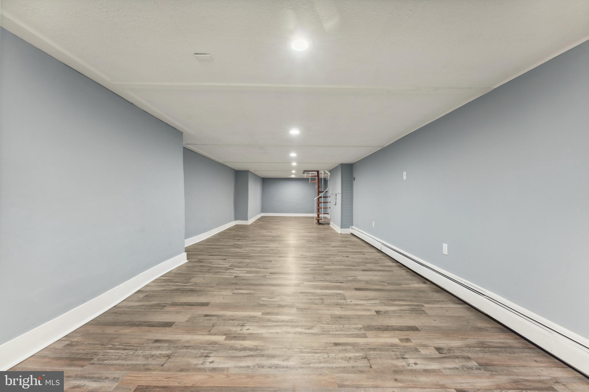 HUNTINGDON VALLEY - Residential