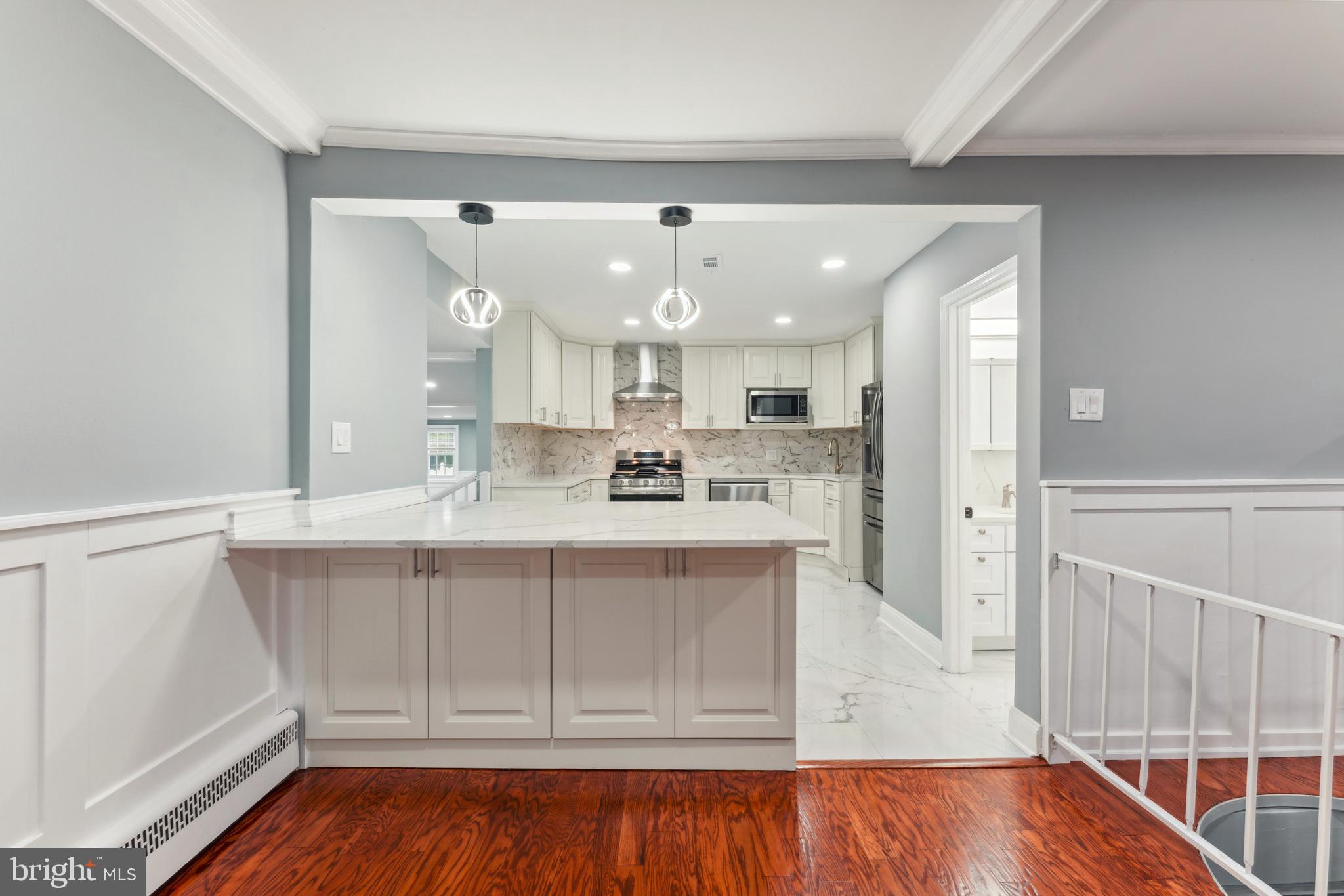 HUNTINGDON VALLEY - Residential