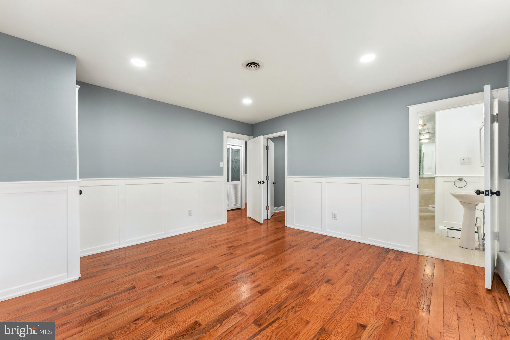 HUNTINGDON VALLEY - Residential