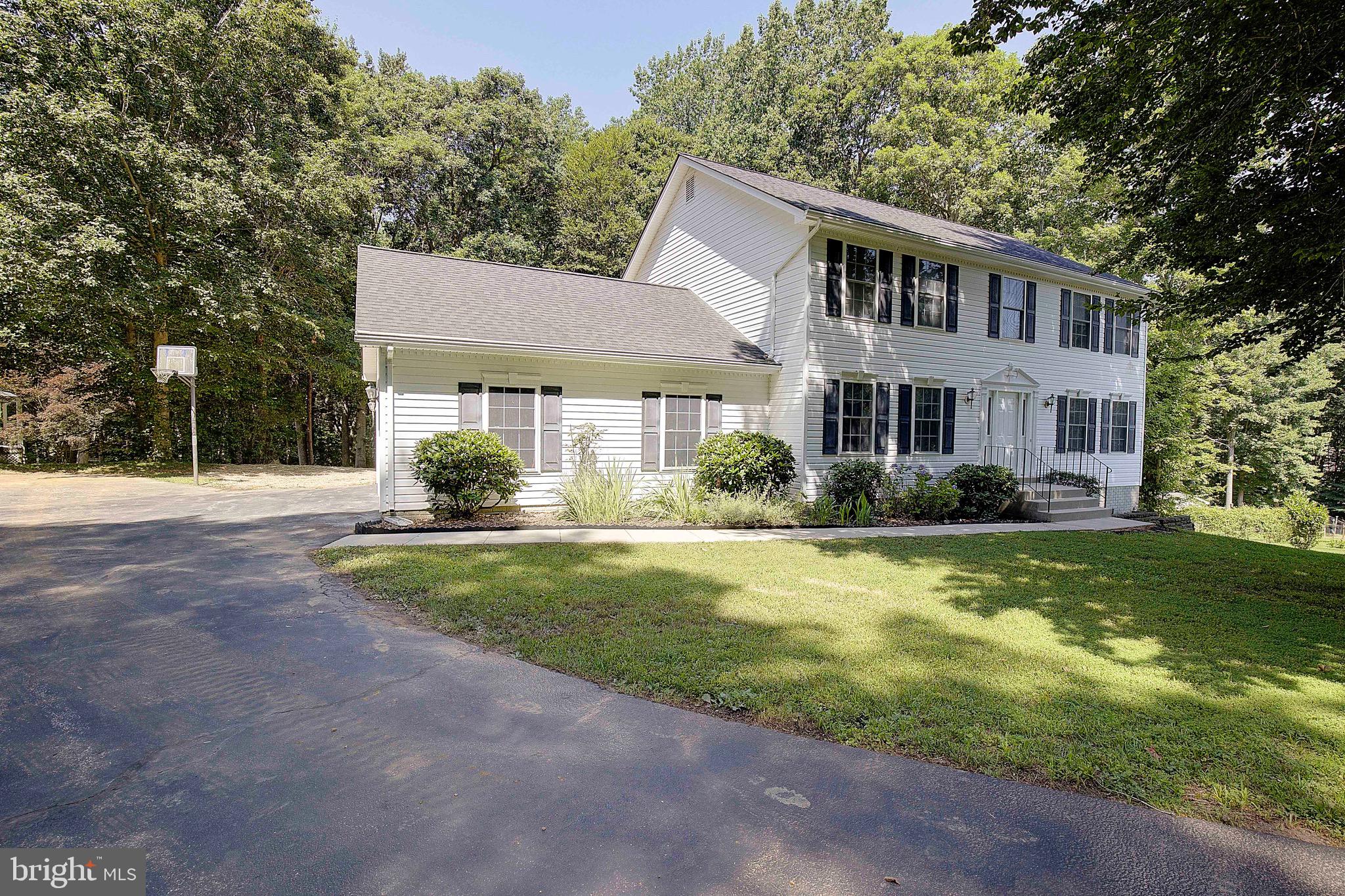 PLUM POINT WOODS - Residential