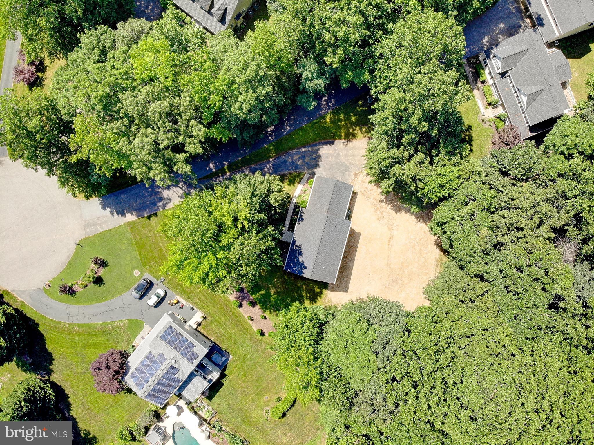 PLUM POINT WOODS - Residential