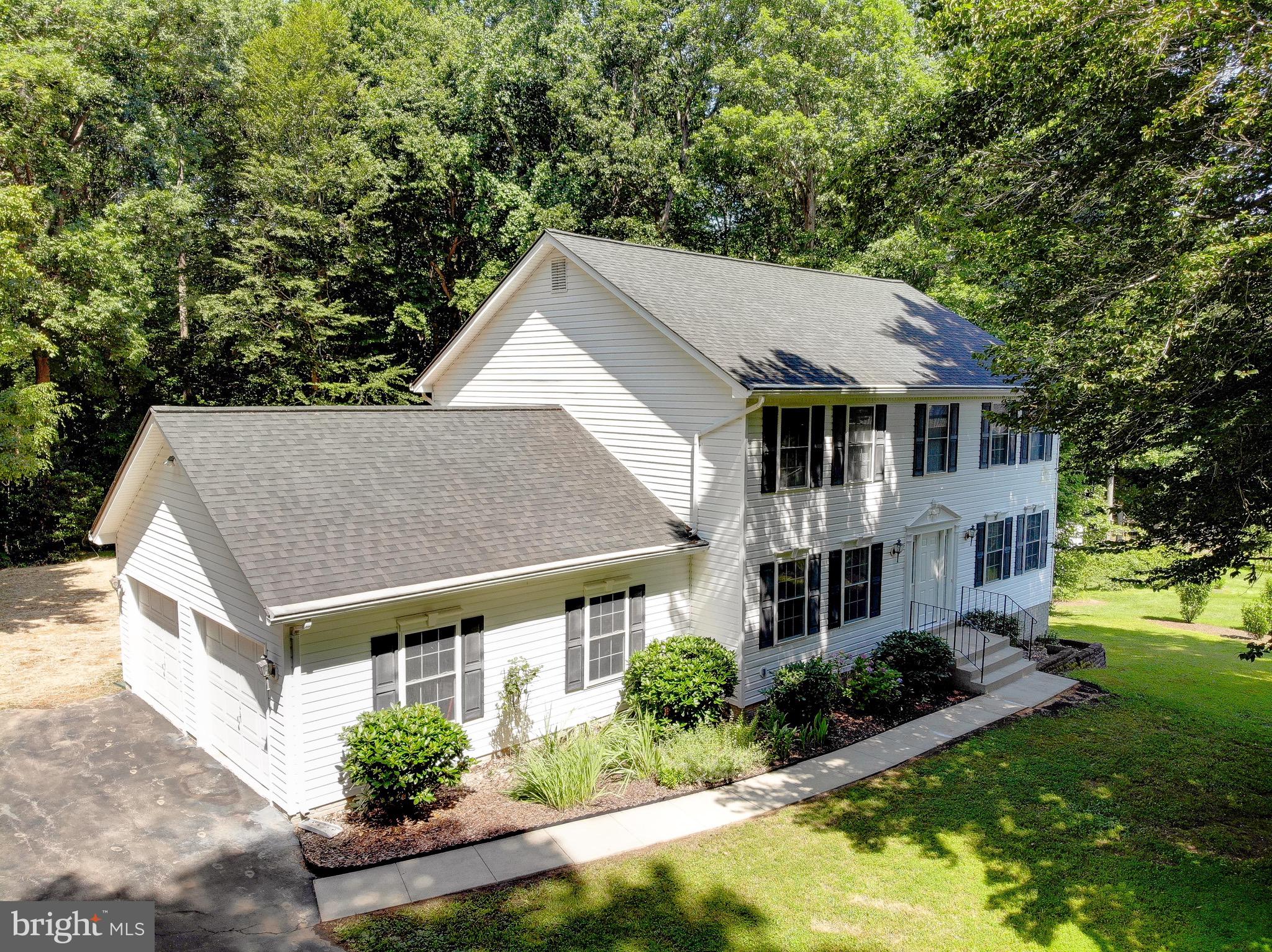 PLUM POINT WOODS - Residential