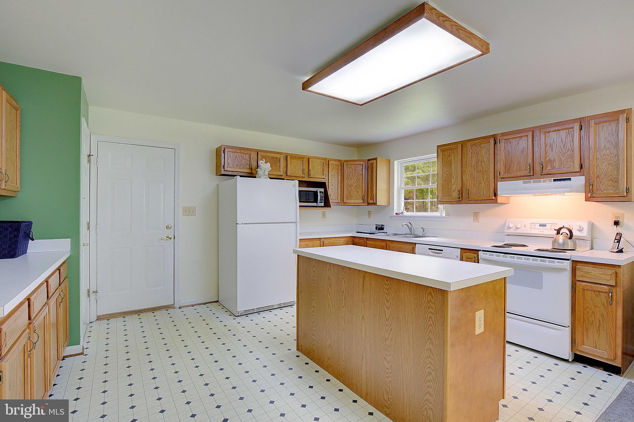 PLUM POINT WOODS - Residential