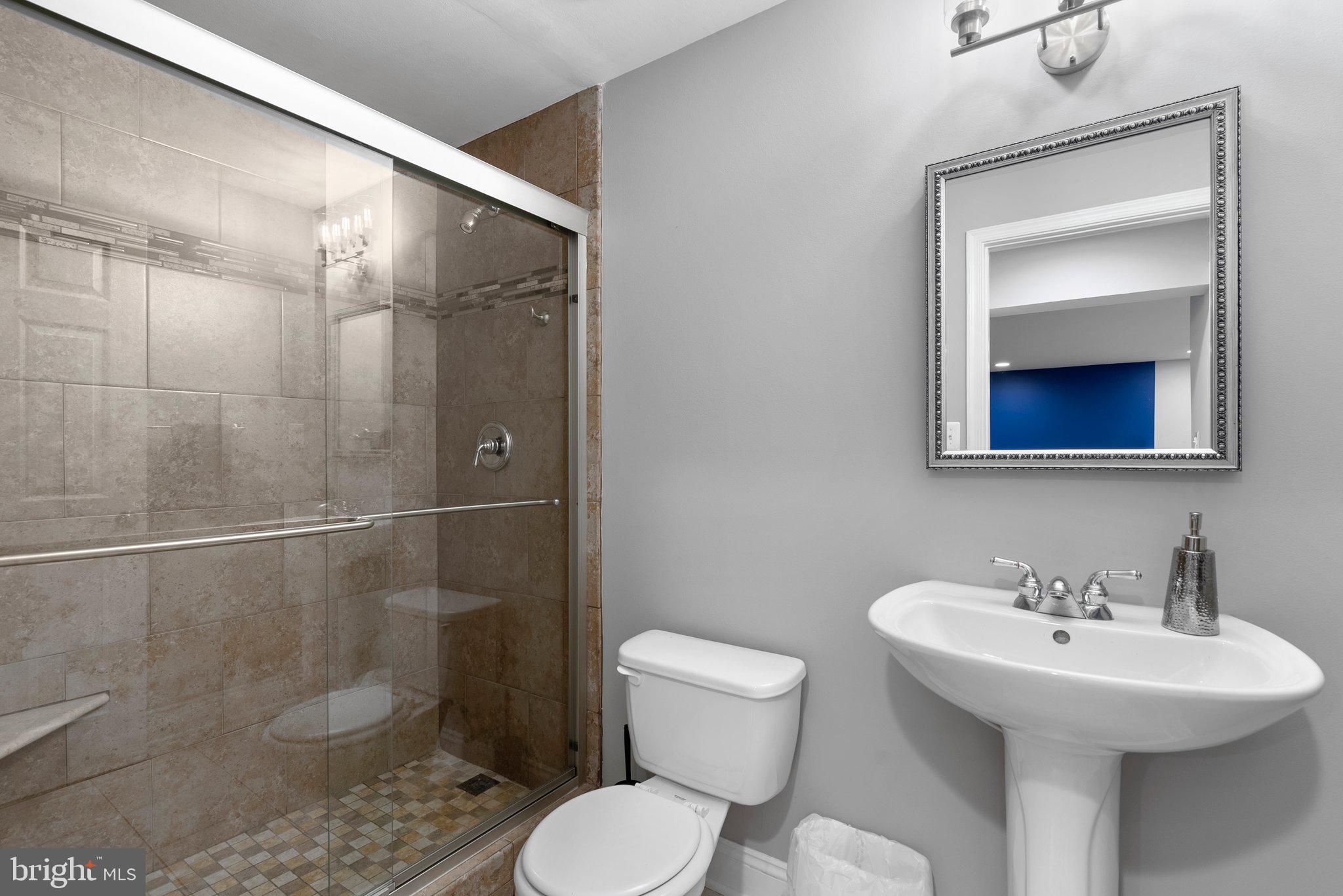 LAKELANDS - Residential