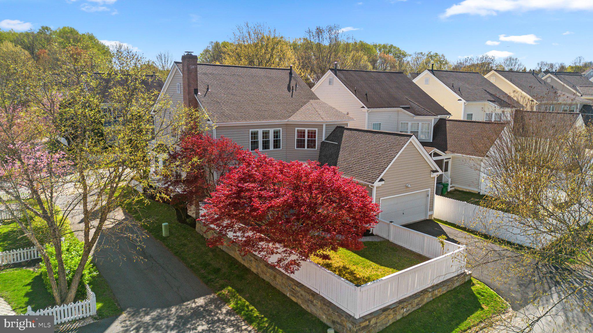 LAKELANDS - Residential