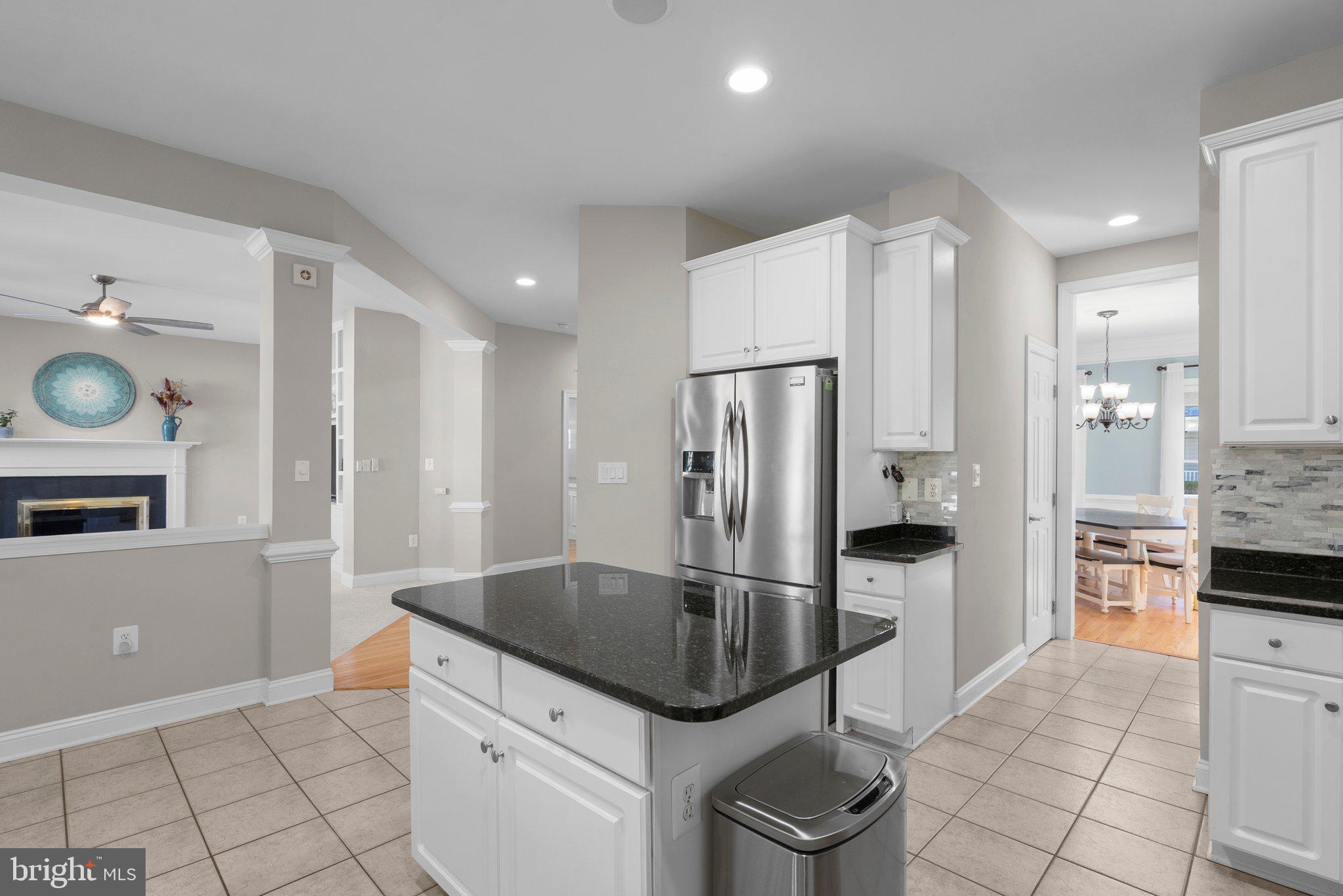 LAKELANDS - Residential