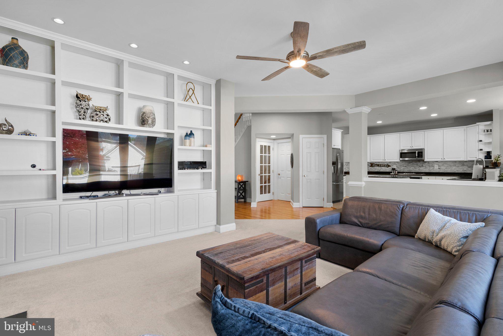 LAKELANDS - Residential