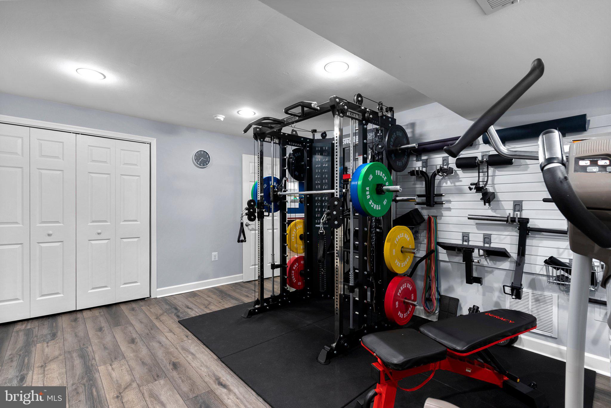 LAKELANDS - Residential