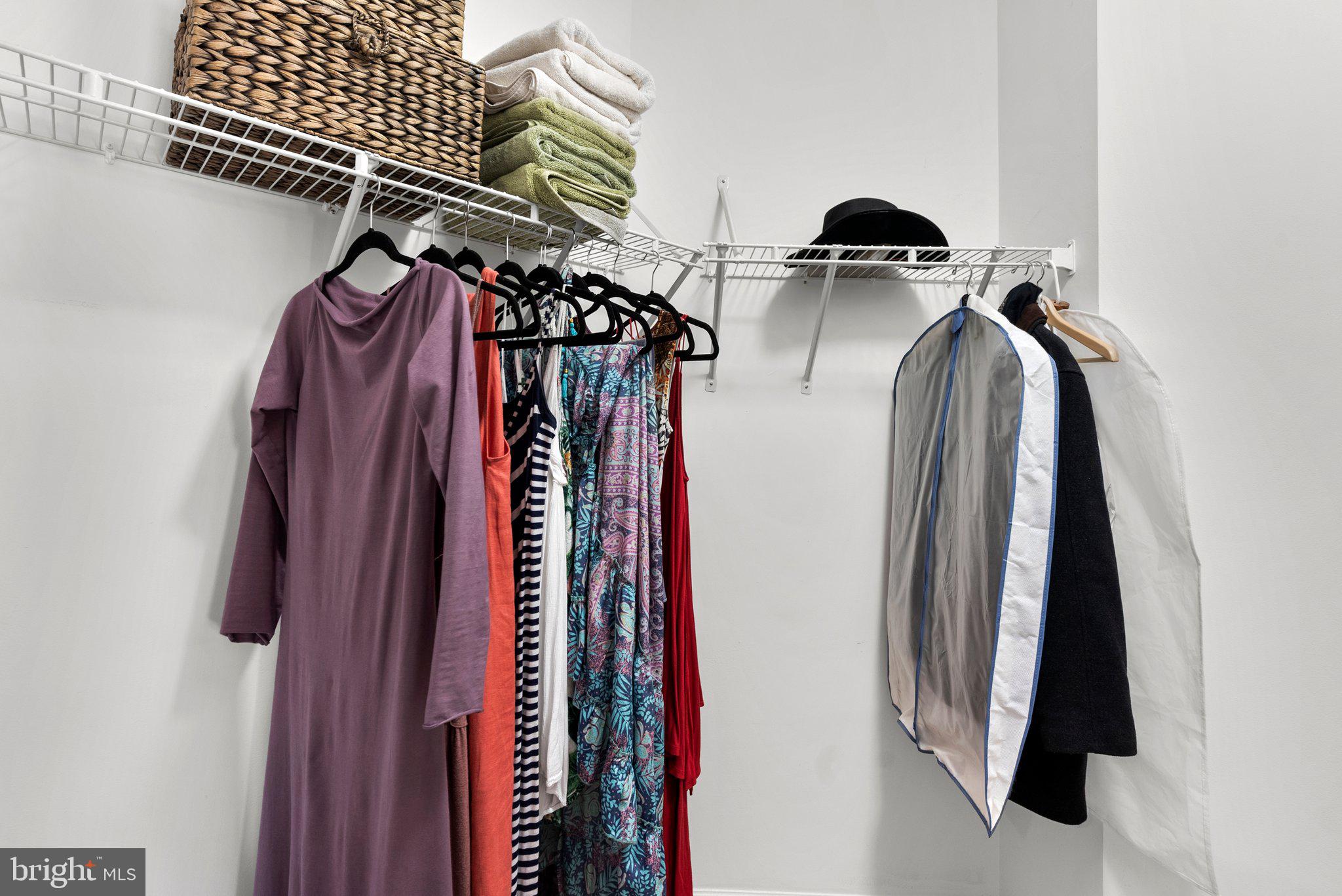 LAKELANDS - Residential