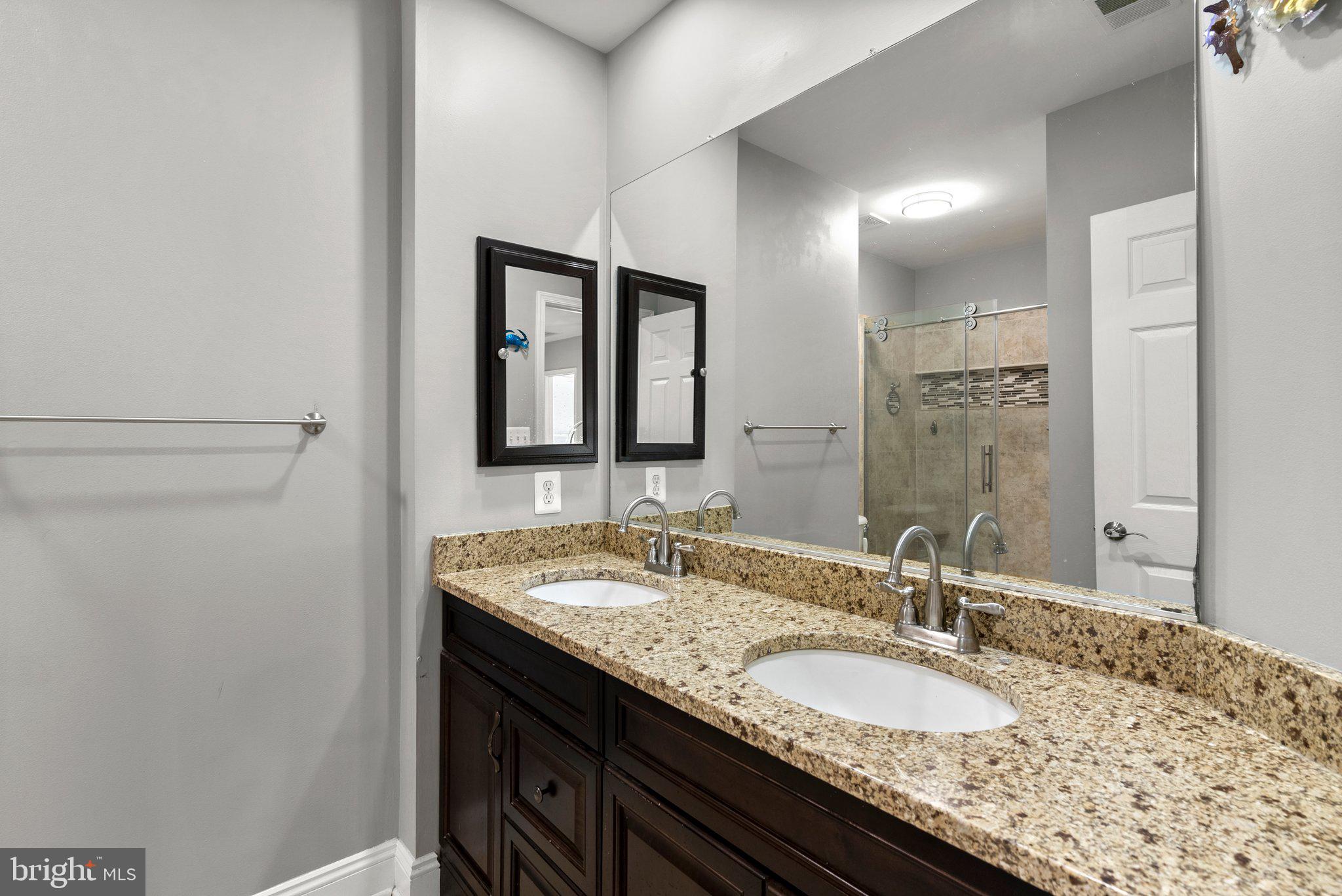 LAKELANDS - Residential