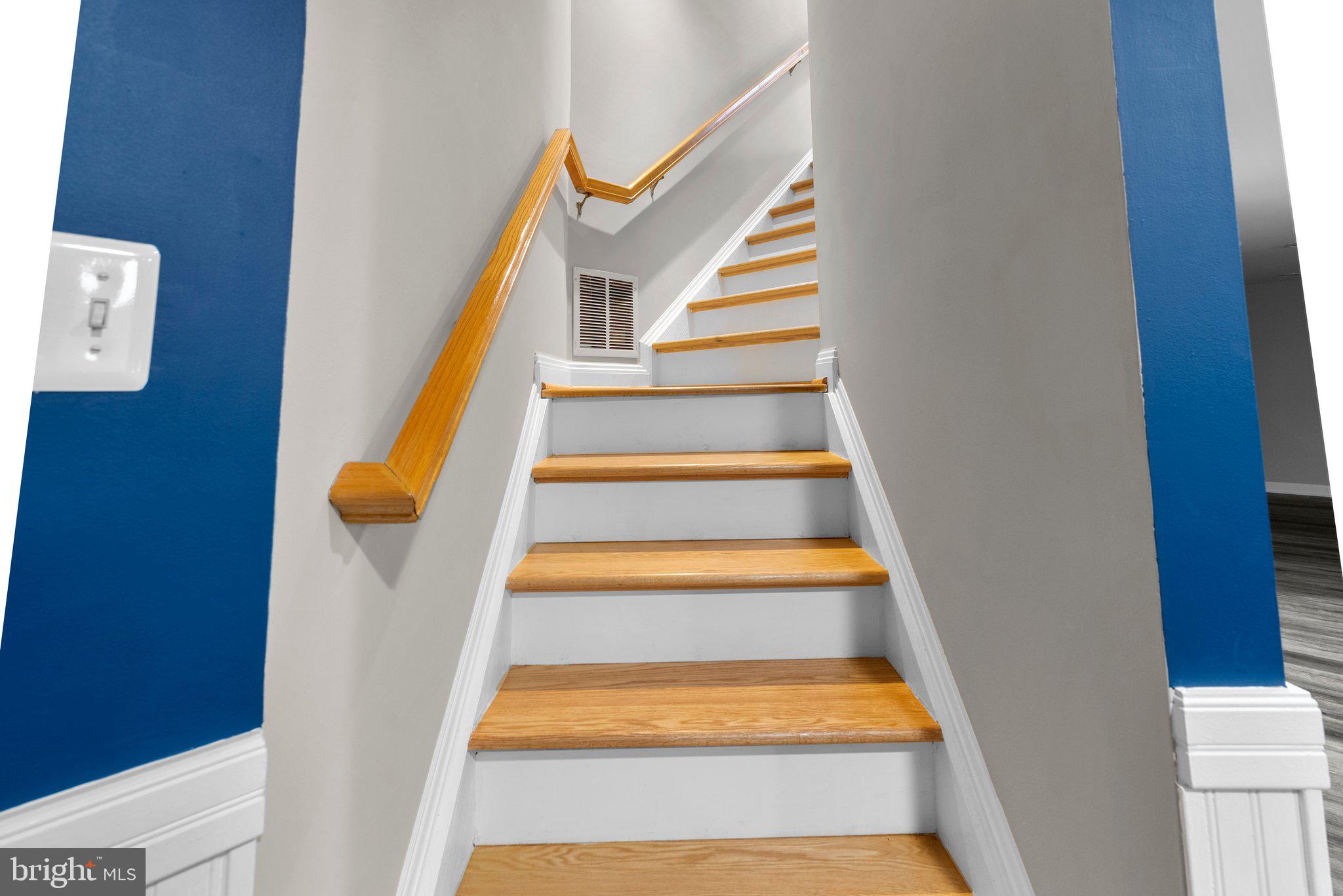 LAKELANDS - Residential