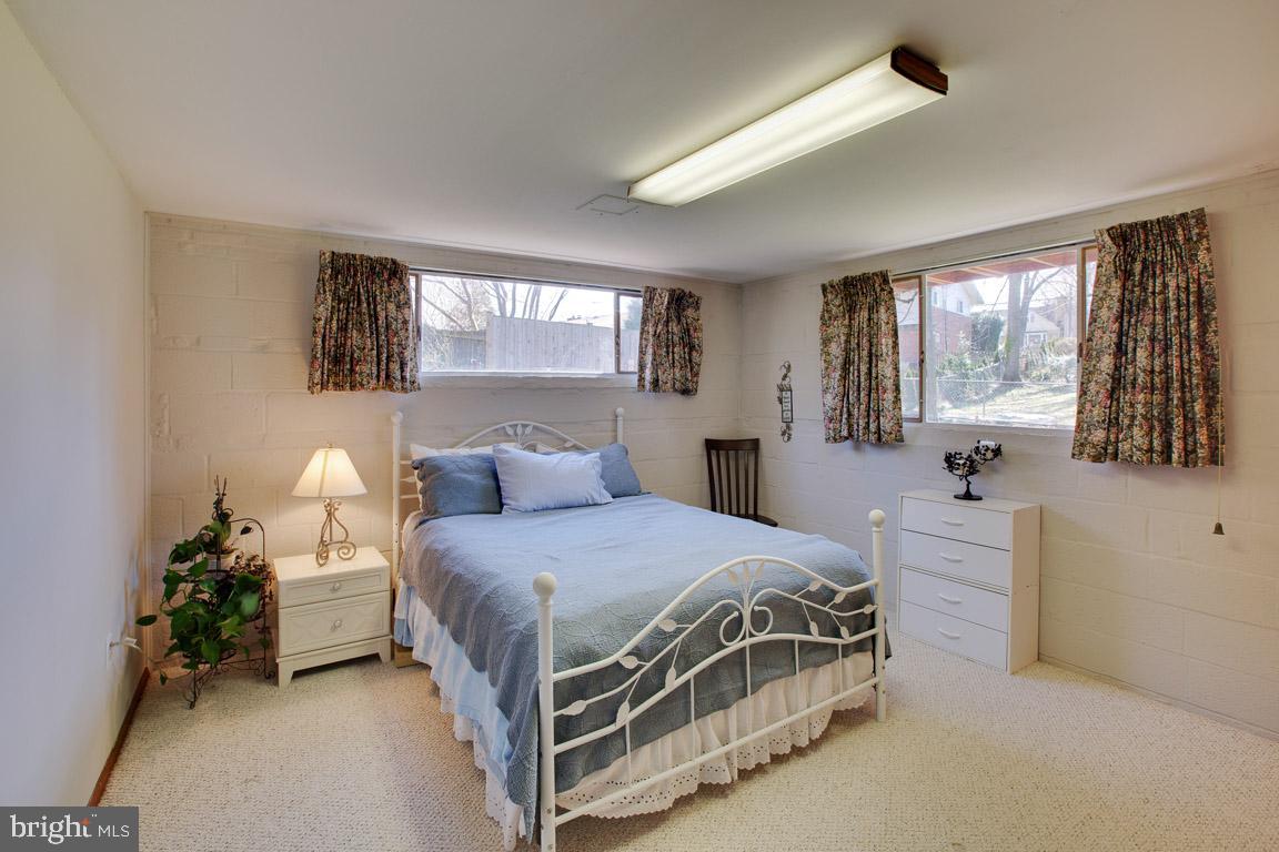 ROLF HEIGHTS - Residential