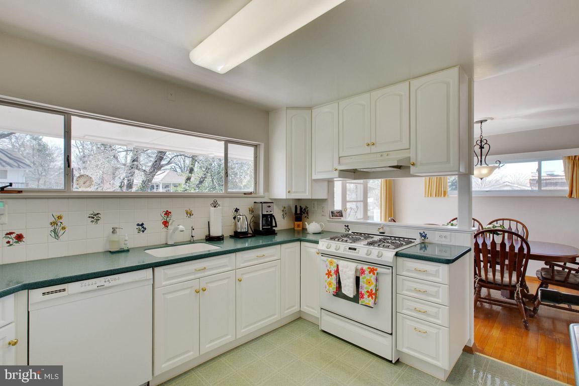 ROLF HEIGHTS - Residential