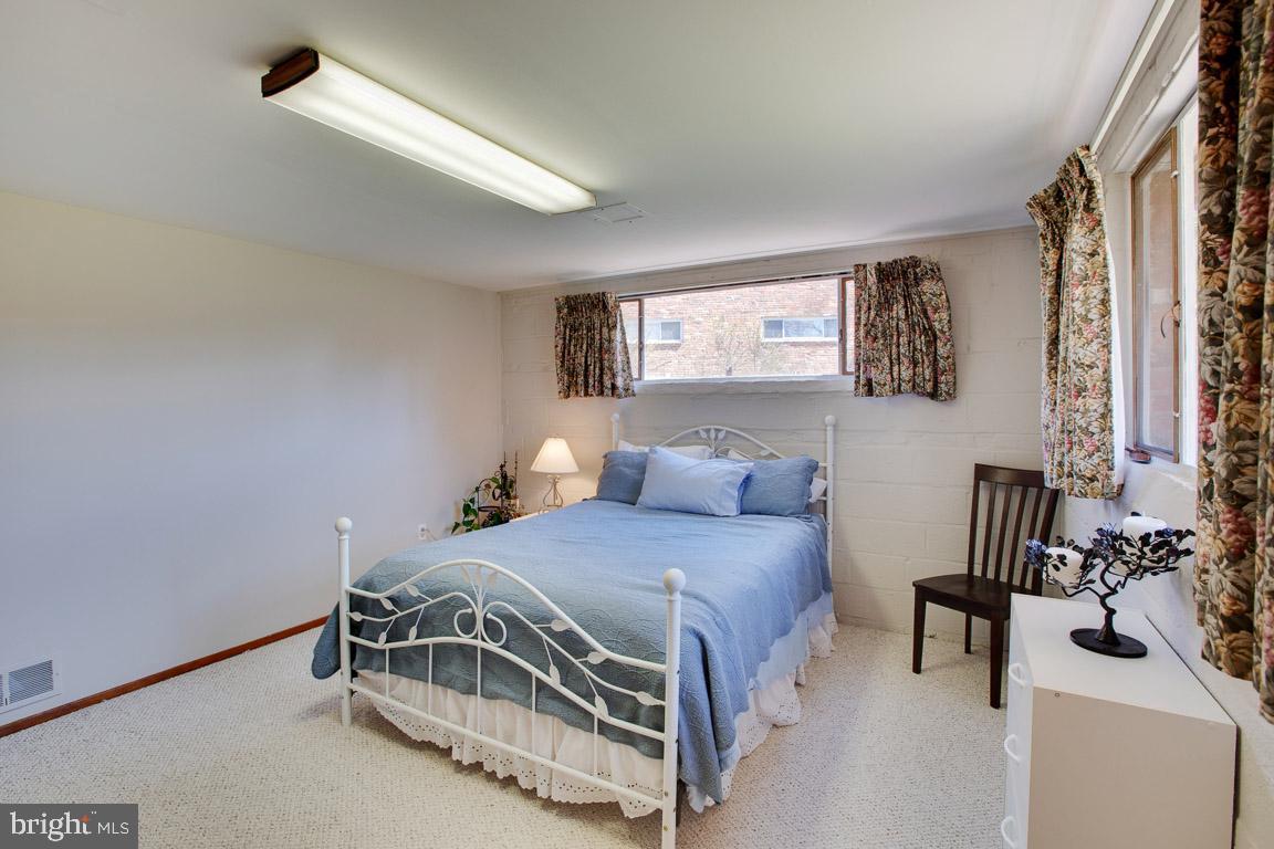 ROLF HEIGHTS - Residential