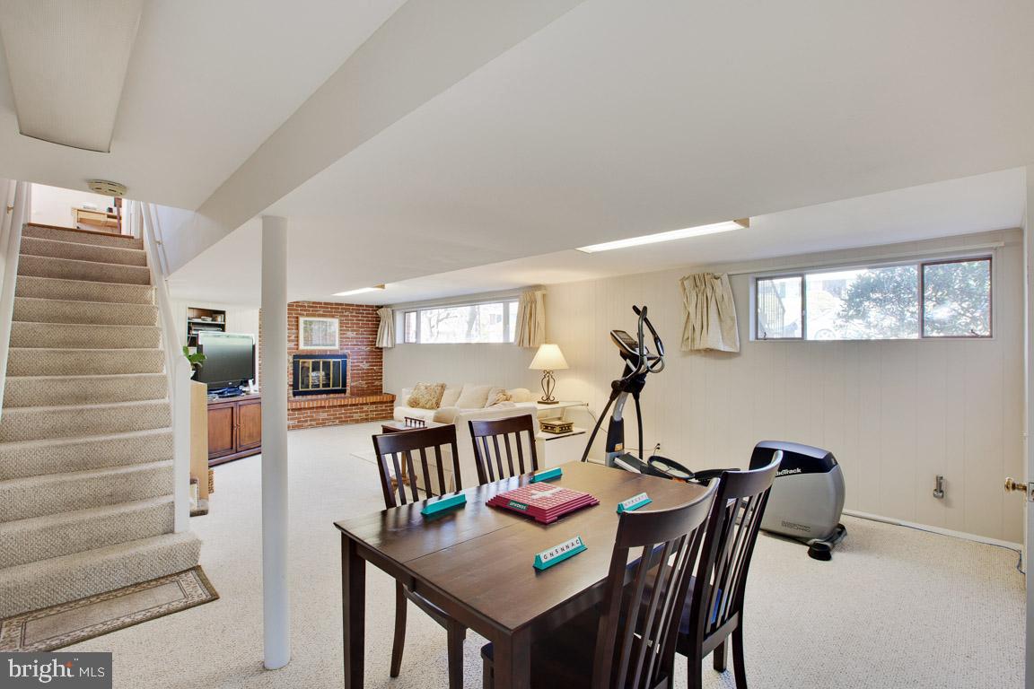 ROLF HEIGHTS - Residential