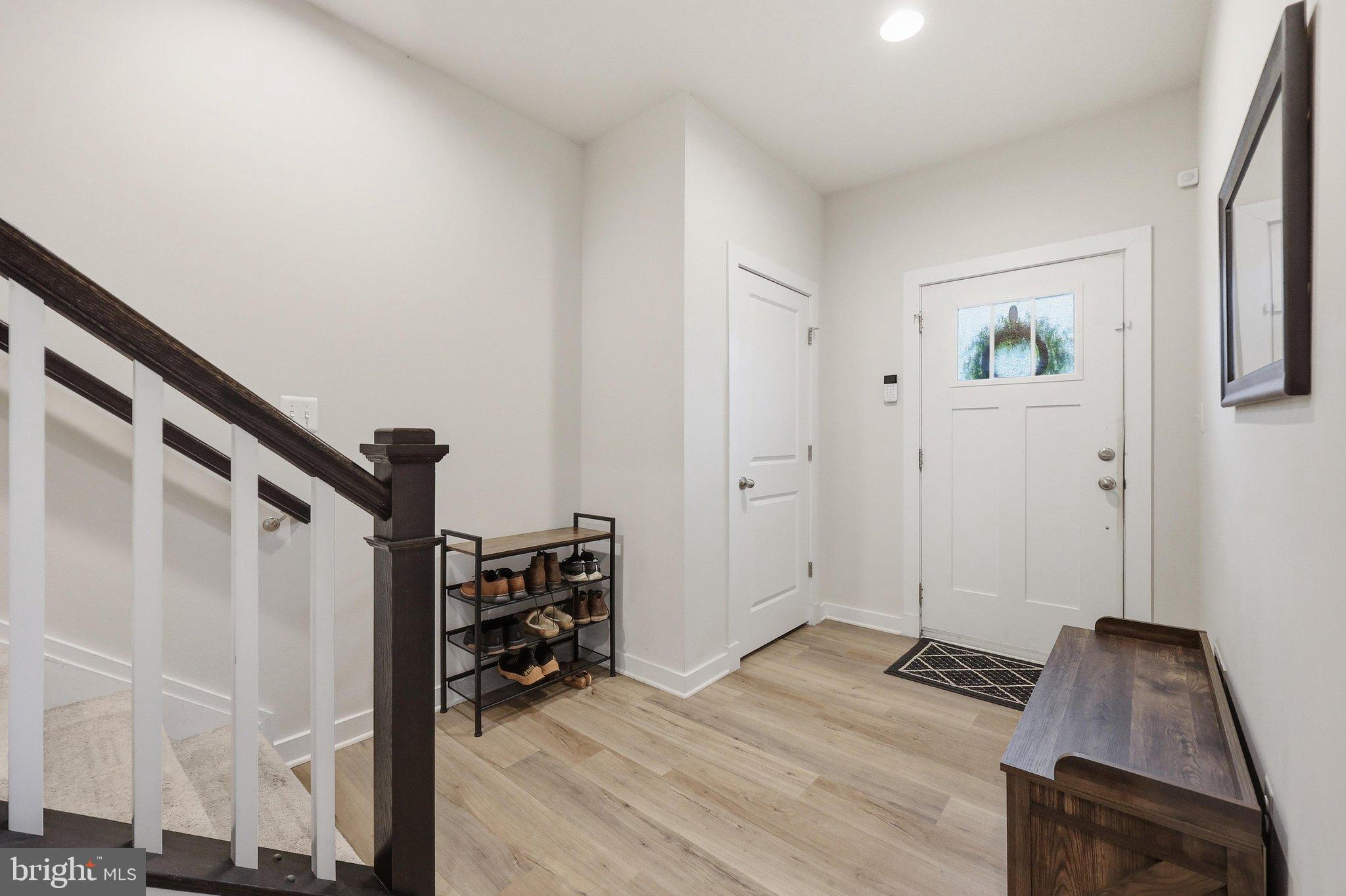 9021 SHADY PINES DRIVE