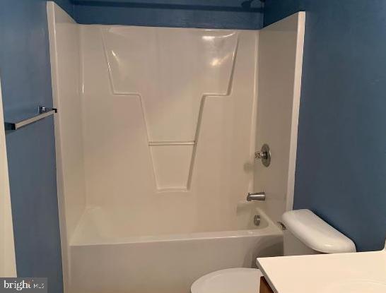 DEEP CREEK - Residential Lease