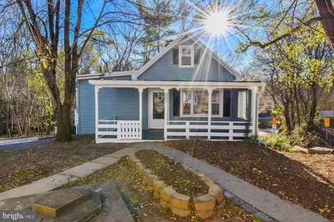 201 Water Street, Edinburg, VA 22824 - MLS#: VASH2010514