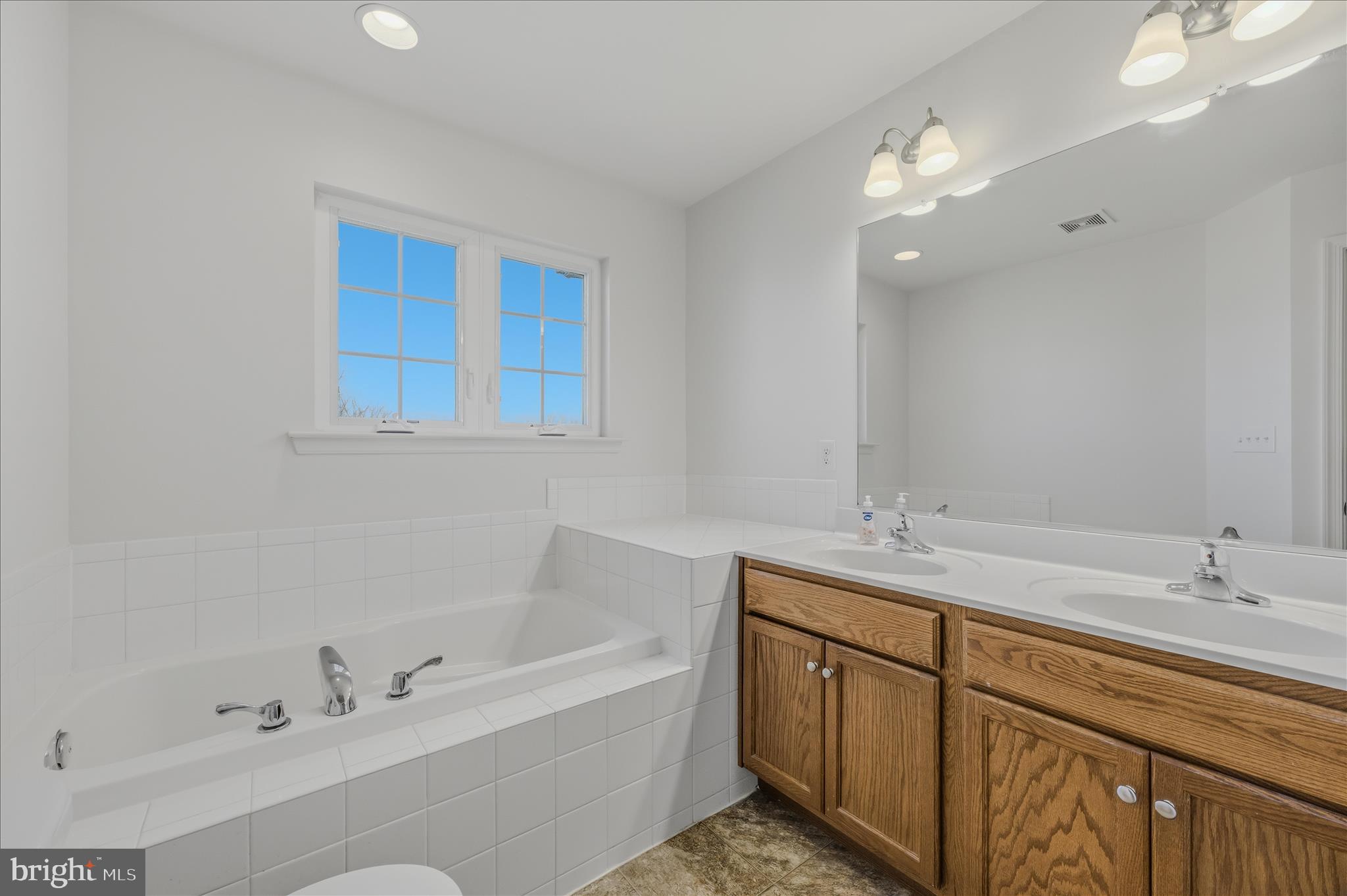 BOYDS CROSSING - Residential