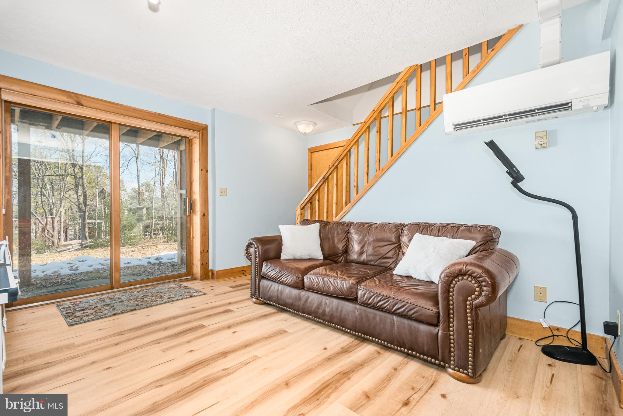 PARADISE COVE - Residential