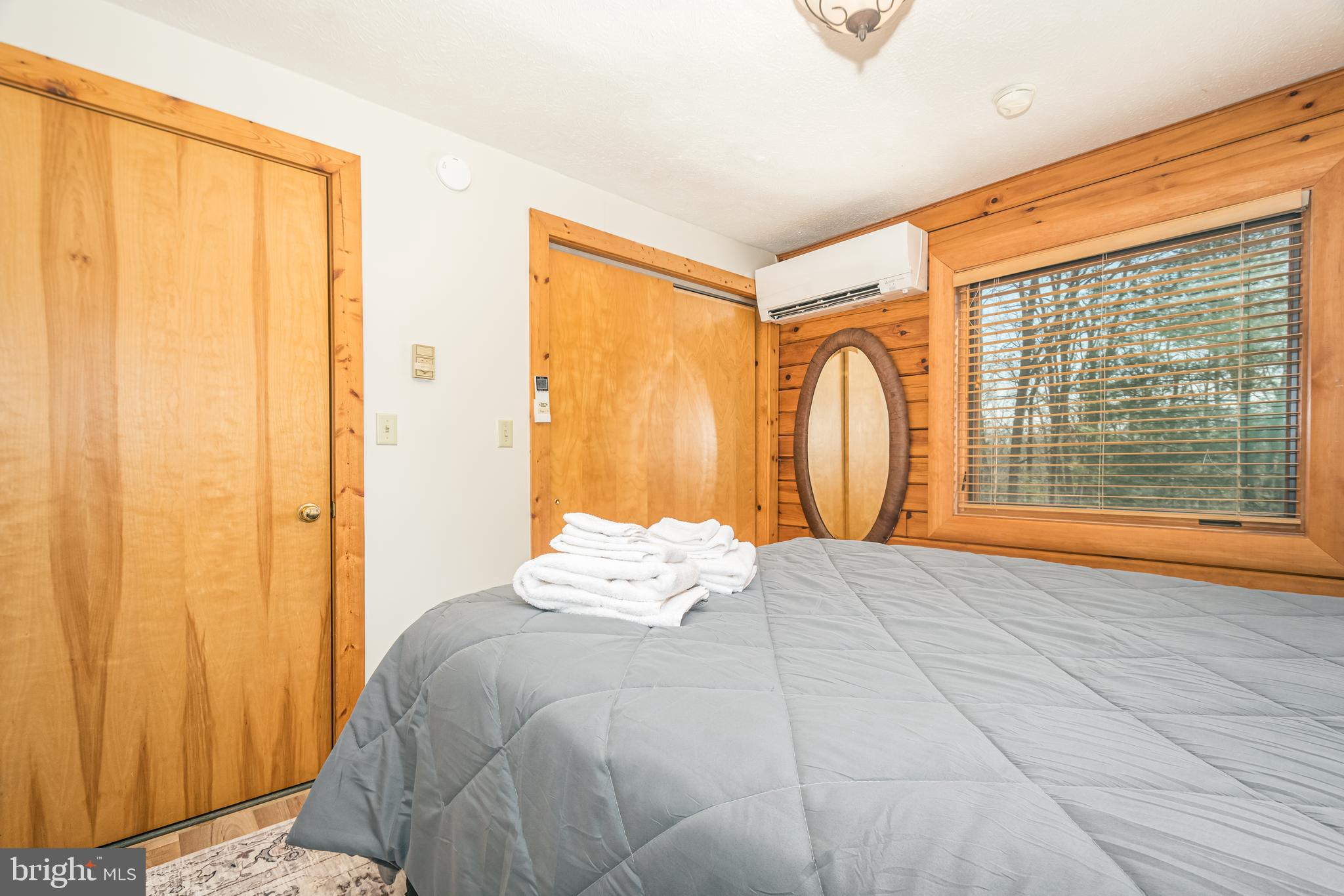 PARADISE COVE - Residential