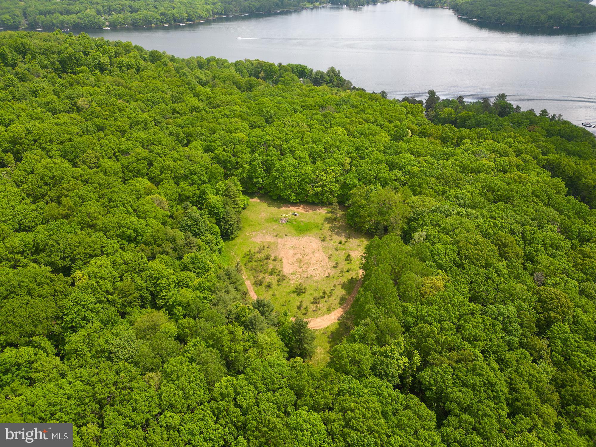 PARADISE COVE - Residential