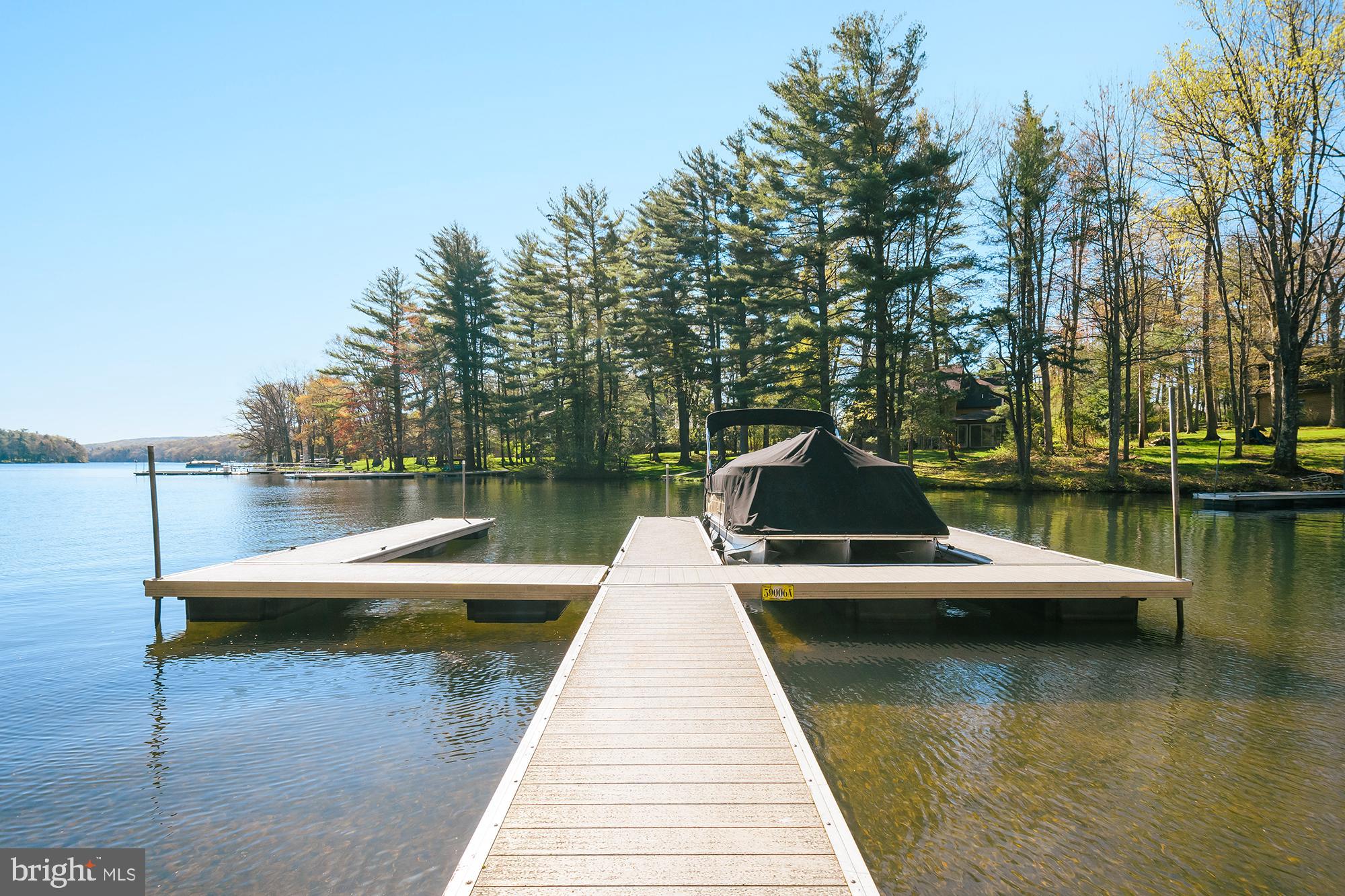 PARADISE COVE - Residential