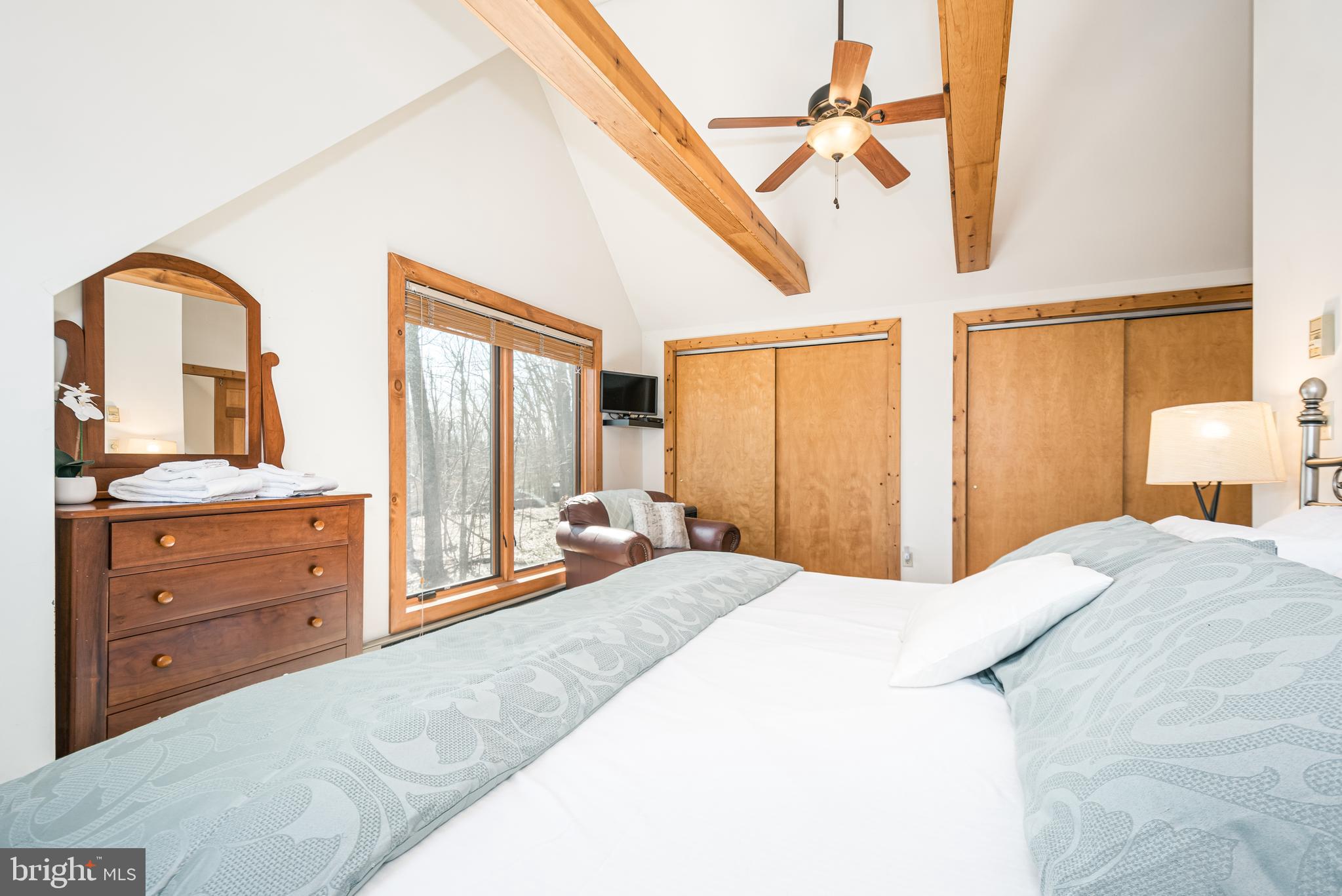 PARADISE COVE - Residential