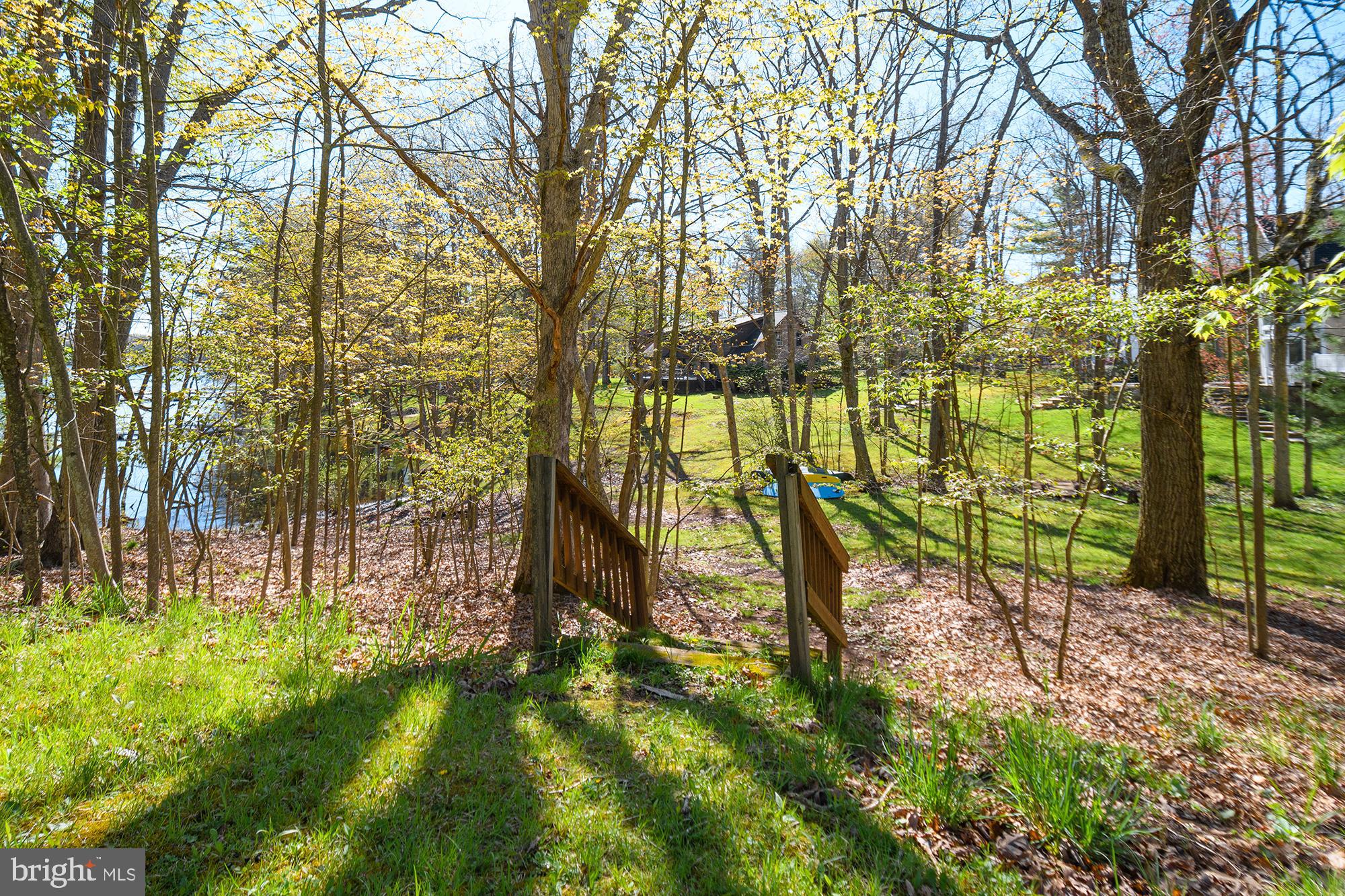 PARADISE COVE - Residential