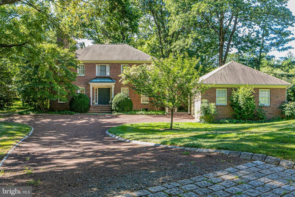Photo of 31 Vreeland Court, PRINCETON, NJ 08540 (MLS # NJME2063668)