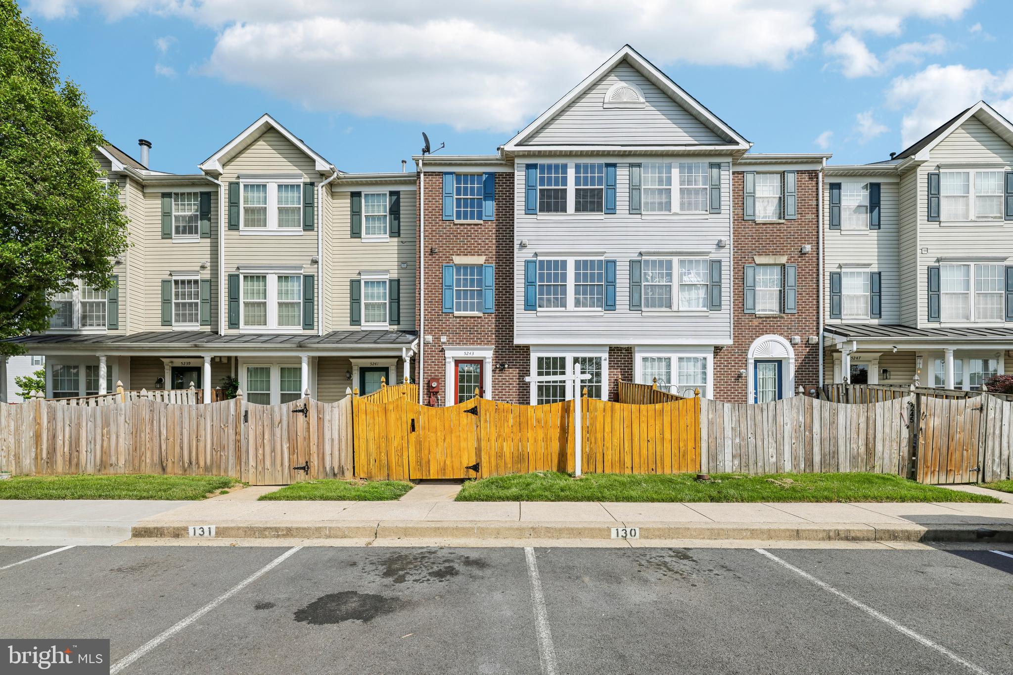 KINGSBROOK - Residential