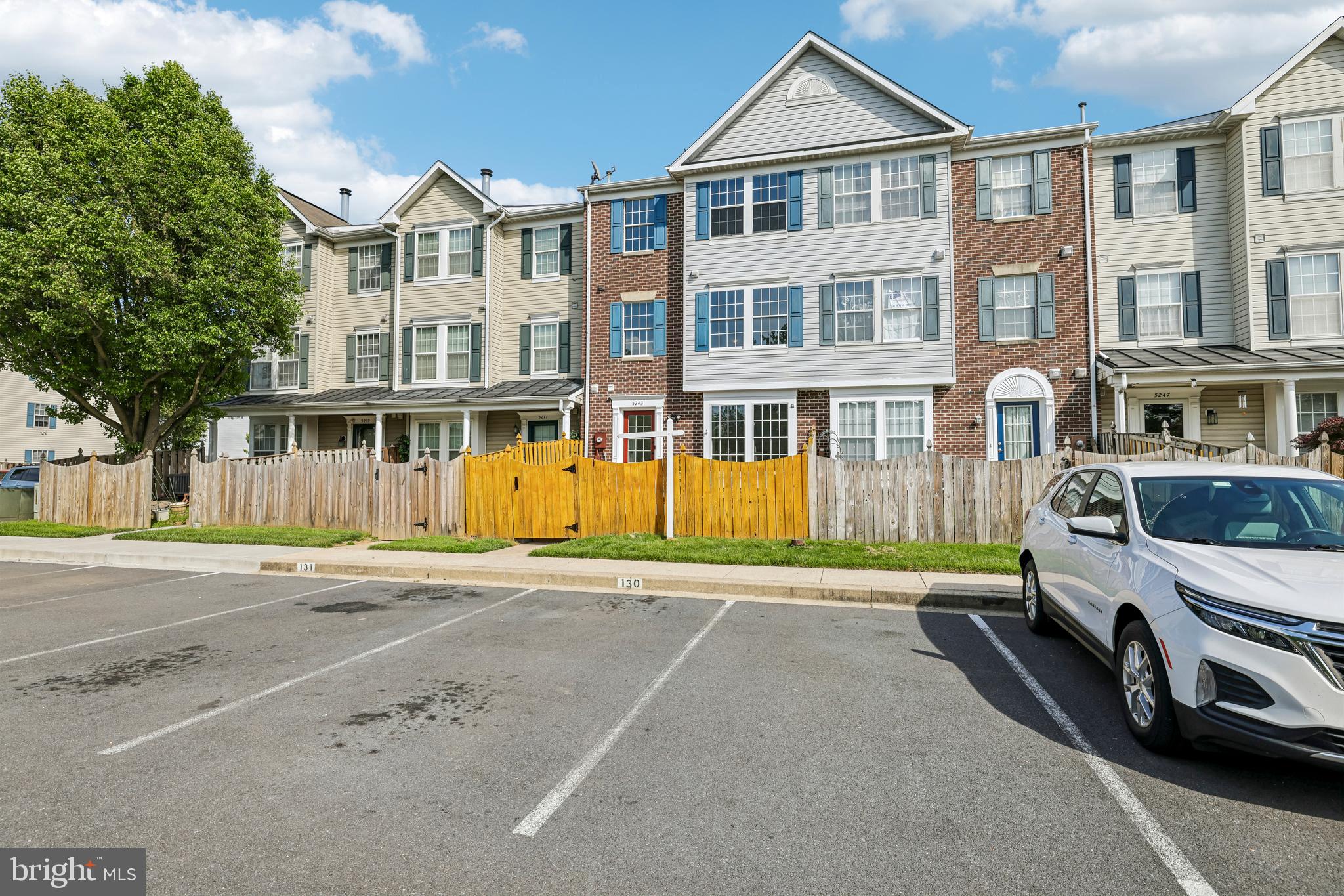 KINGSBROOK - Residential