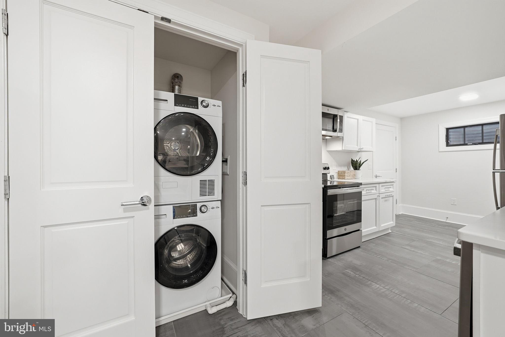 LEEWAY GARDENS - Residential