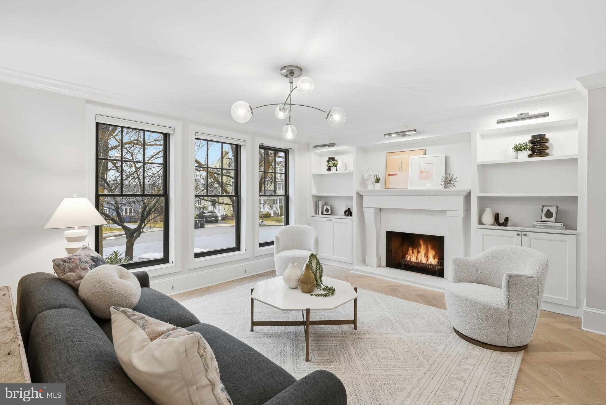 LEEWAY GARDENS - Residential