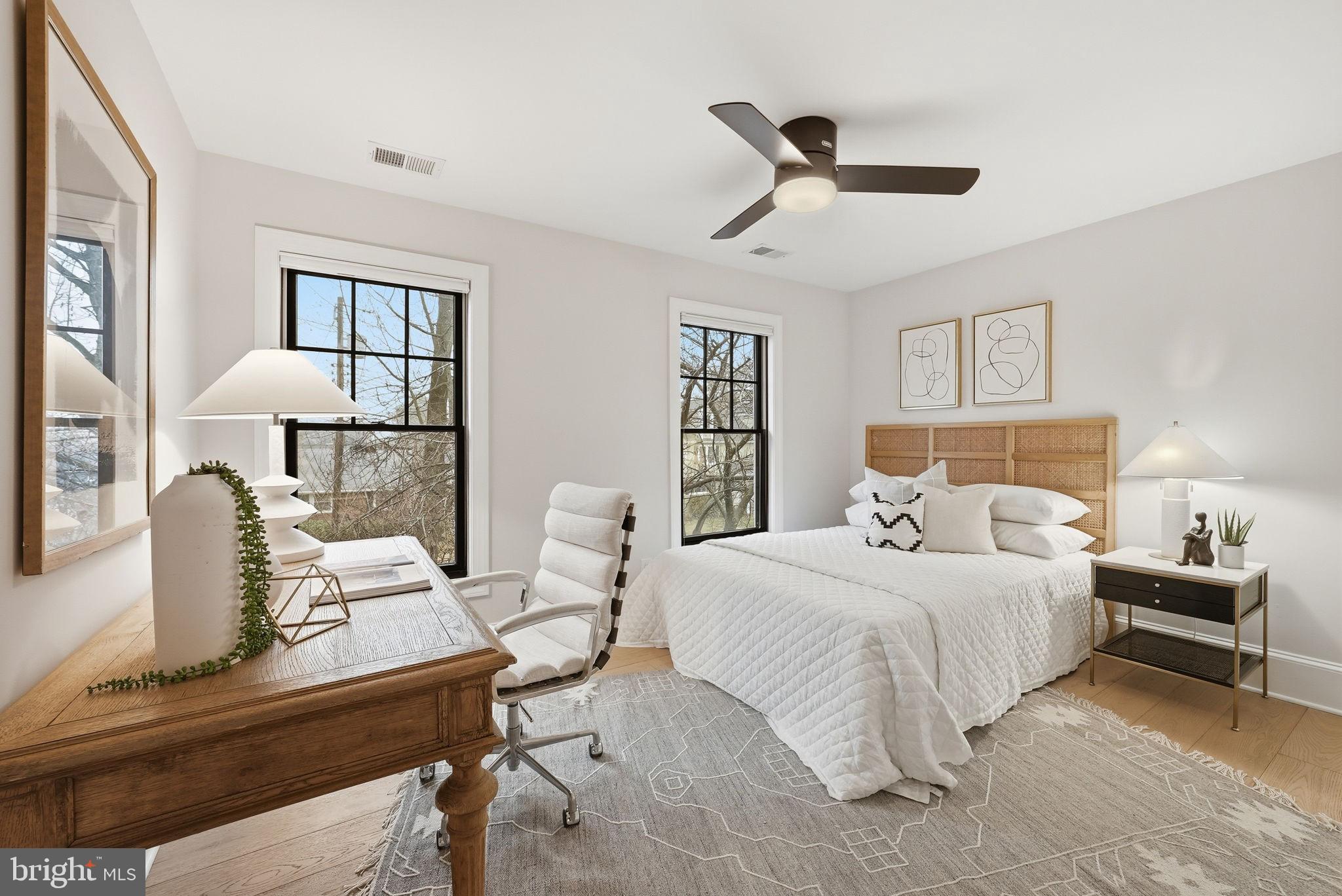 LEEWAY GARDENS - Residential