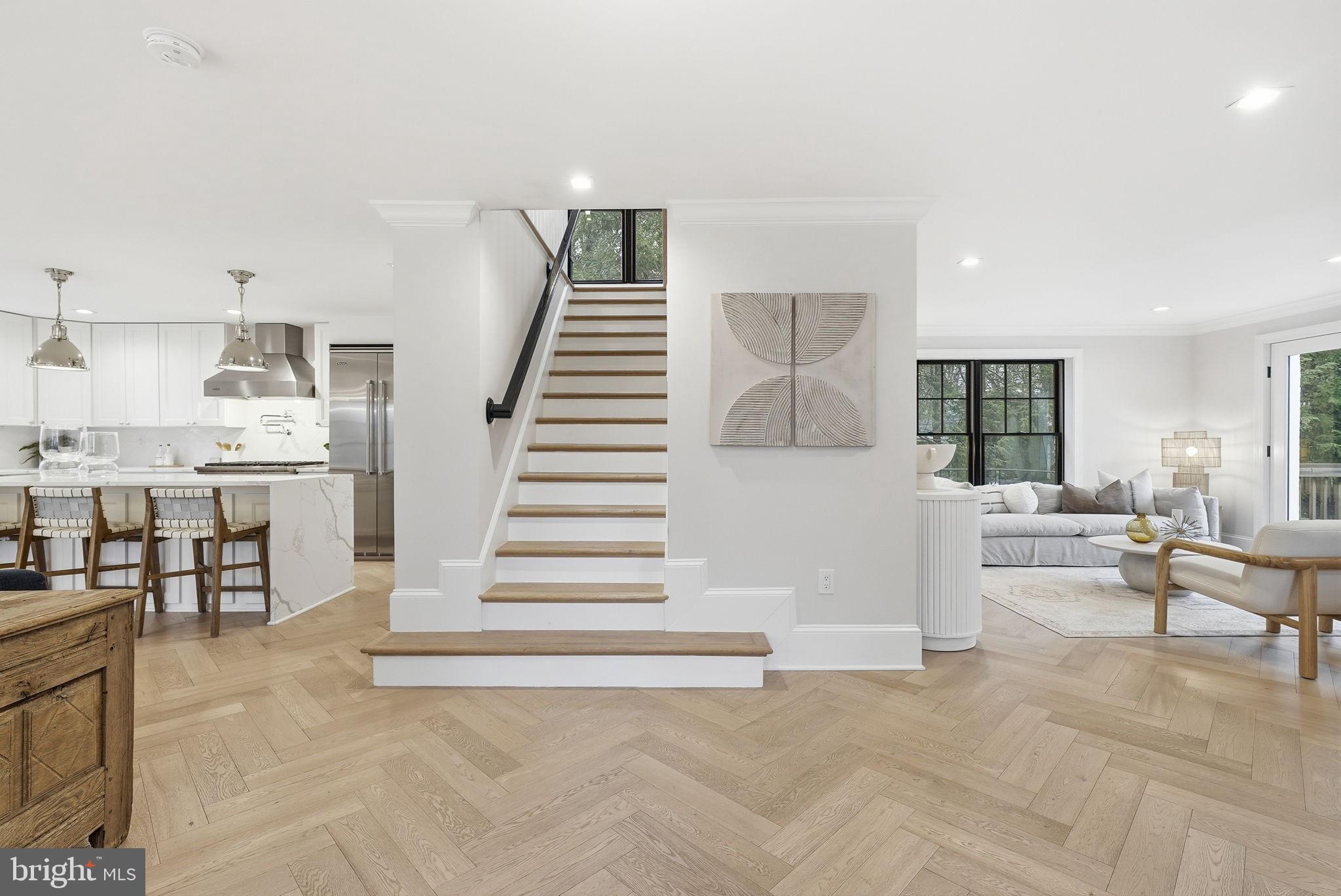 LEEWAY GARDENS - Residential