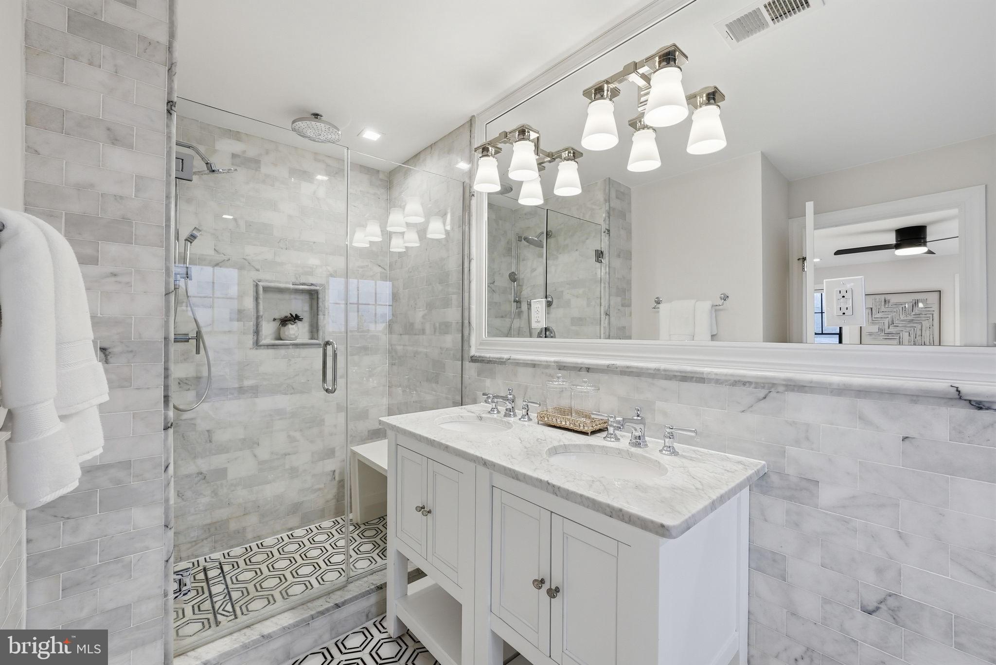 LEEWAY GARDENS - Residential