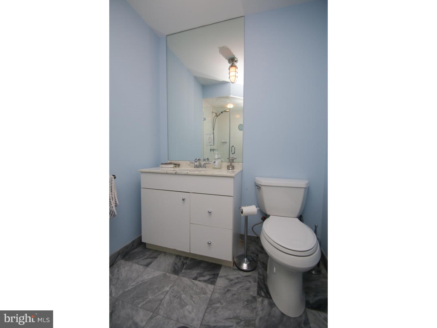 RITTENHOUSE SQUARE - Commercial Sale