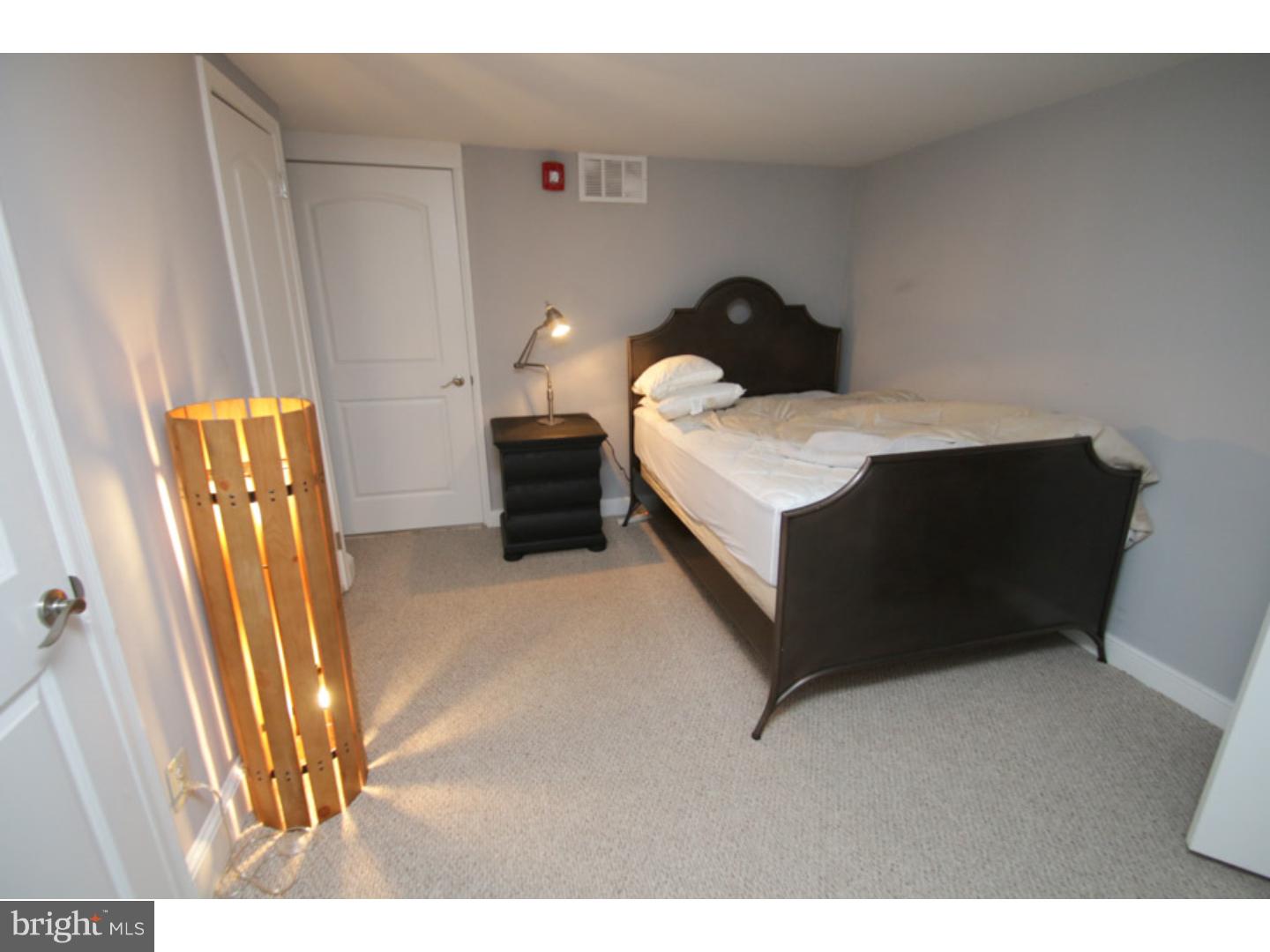 RITTENHOUSE SQUARE - Commercial Sale