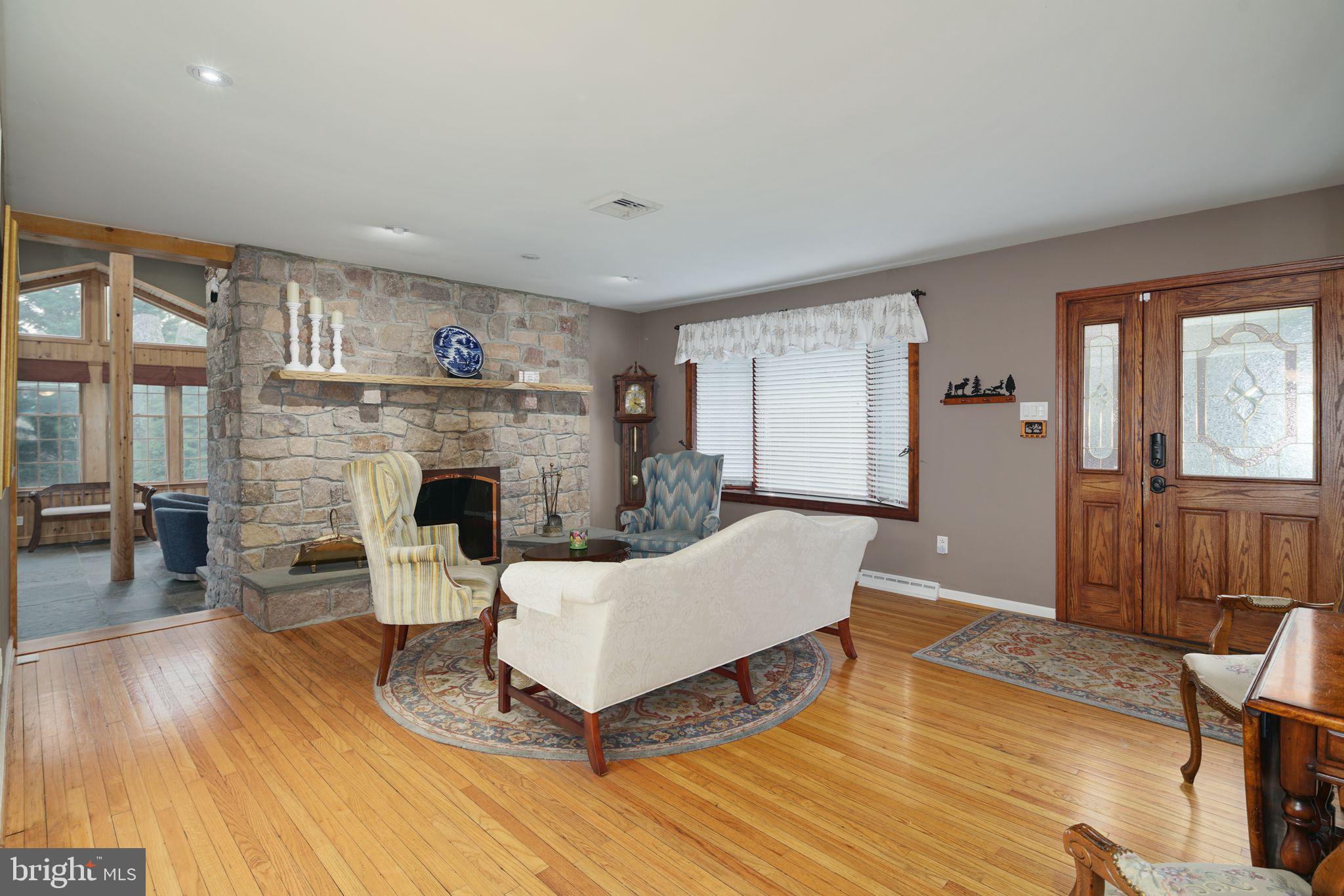 DOYLESTOWN - Residential