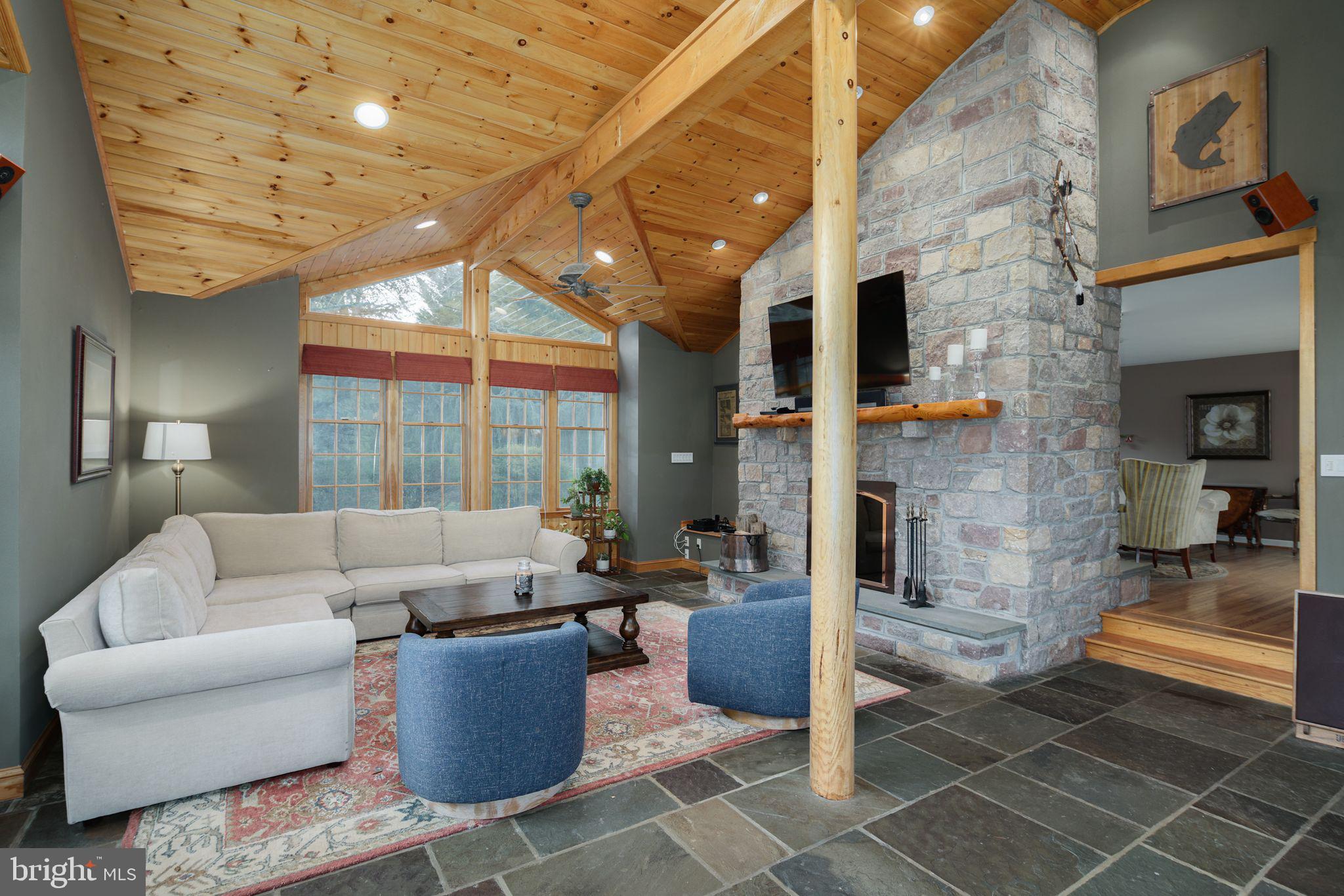 DOYLESTOWN - Residential