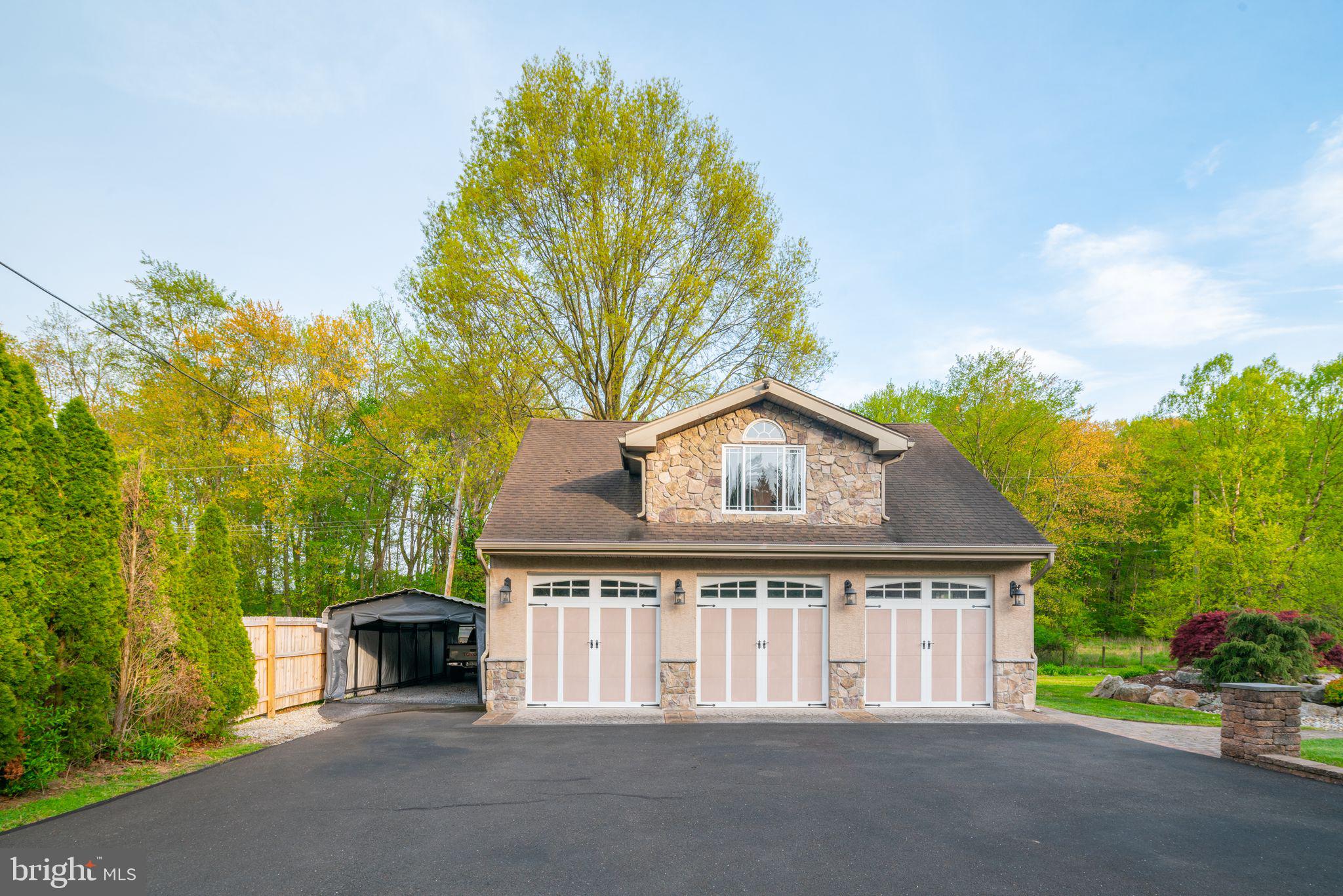 DOYLESTOWN - Residential