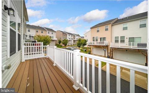 SENECA HILL - Residential Lease